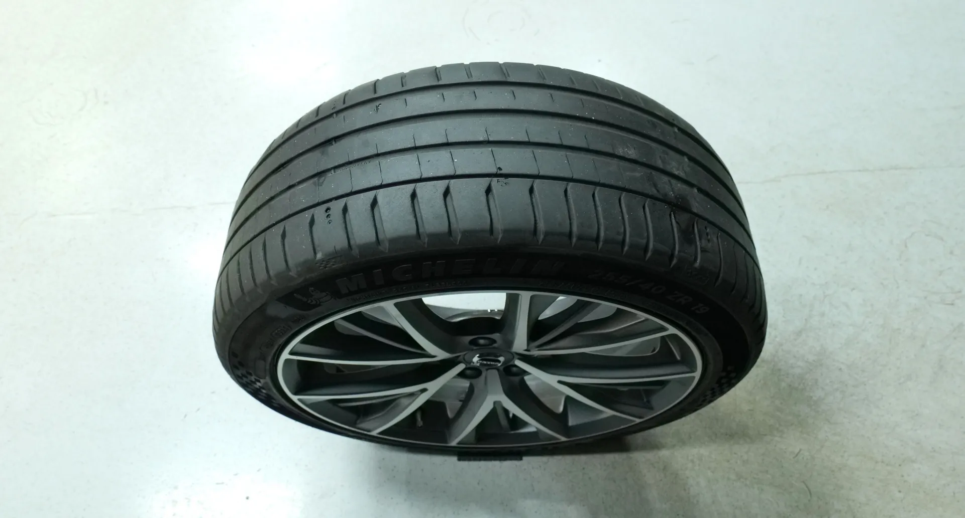 Autokuva 21 - SOJ-608