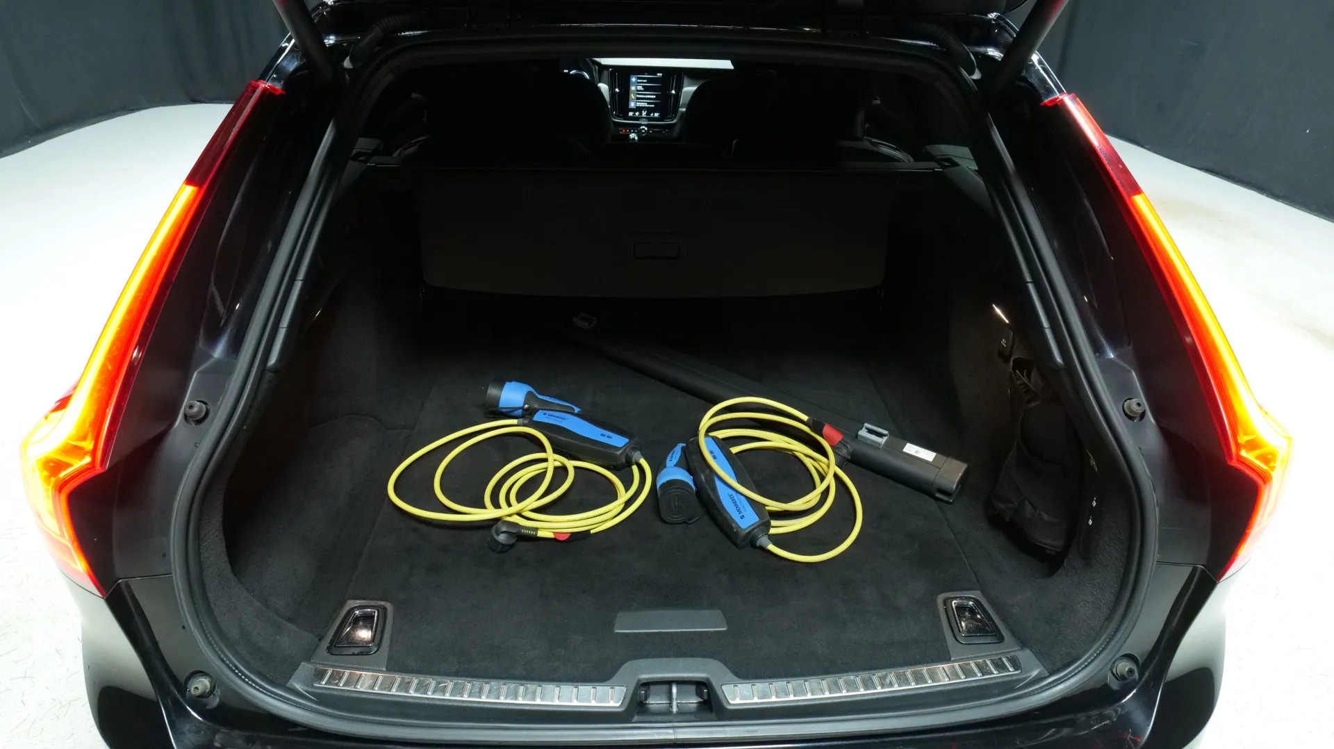 Autokuva 18 - SOJ-608