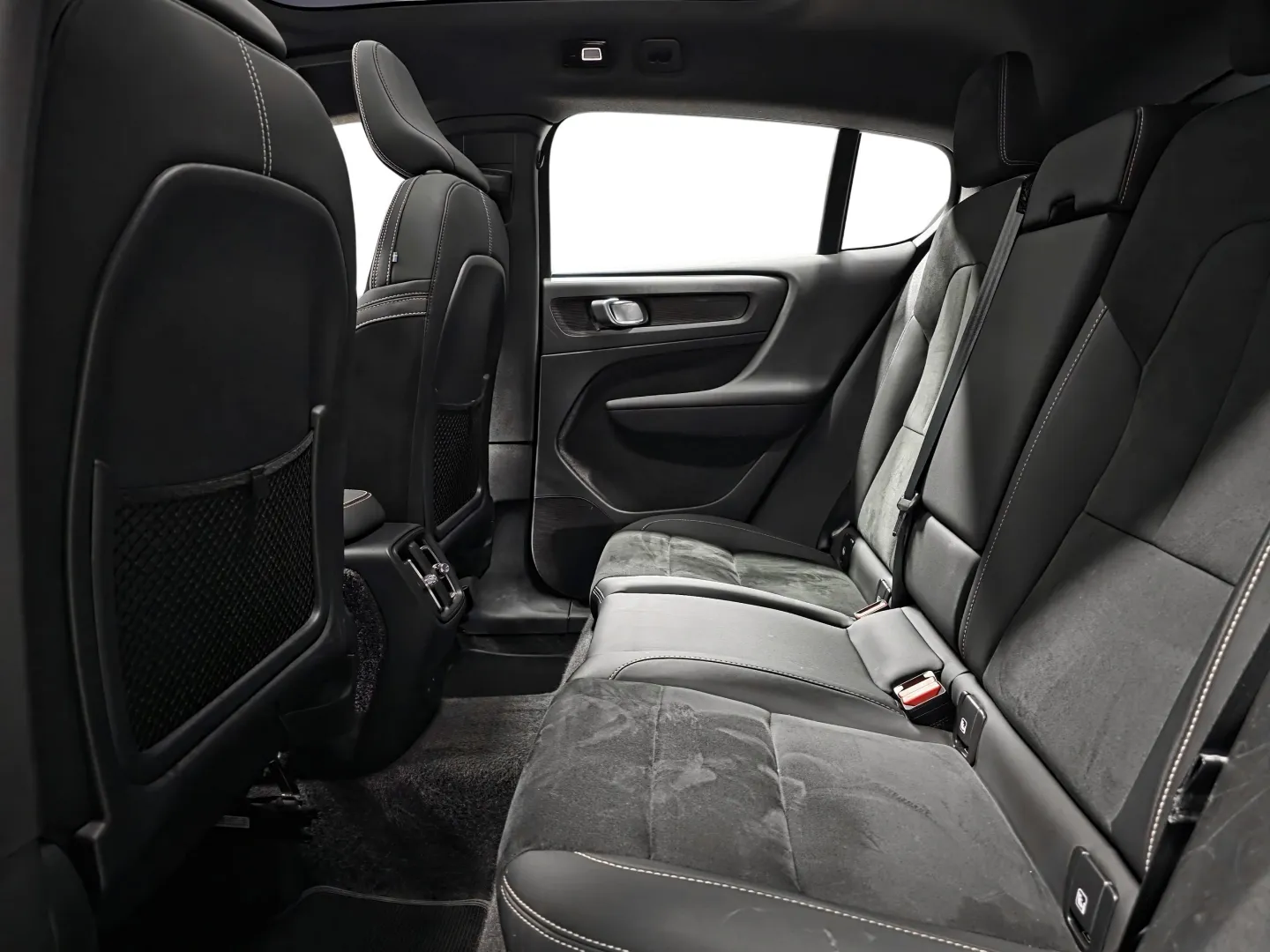 Autokuva 9 - SOV-105