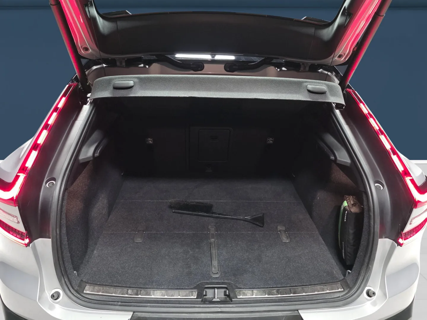 Autokuva 11 - SOV-105