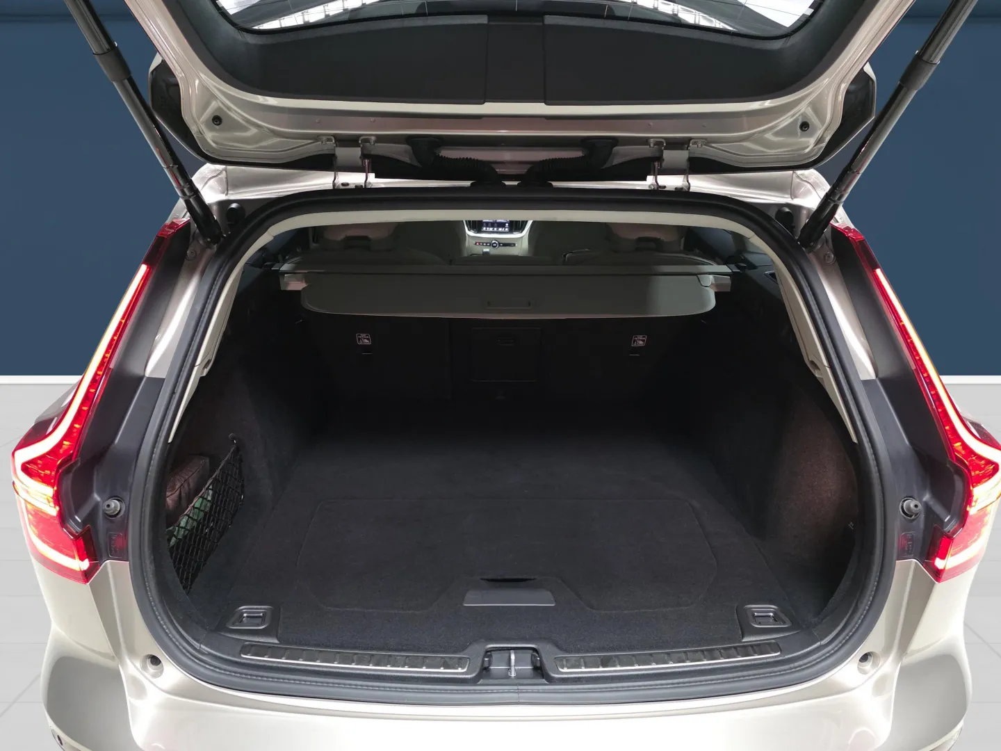 Autokuva 11 - SPB-165