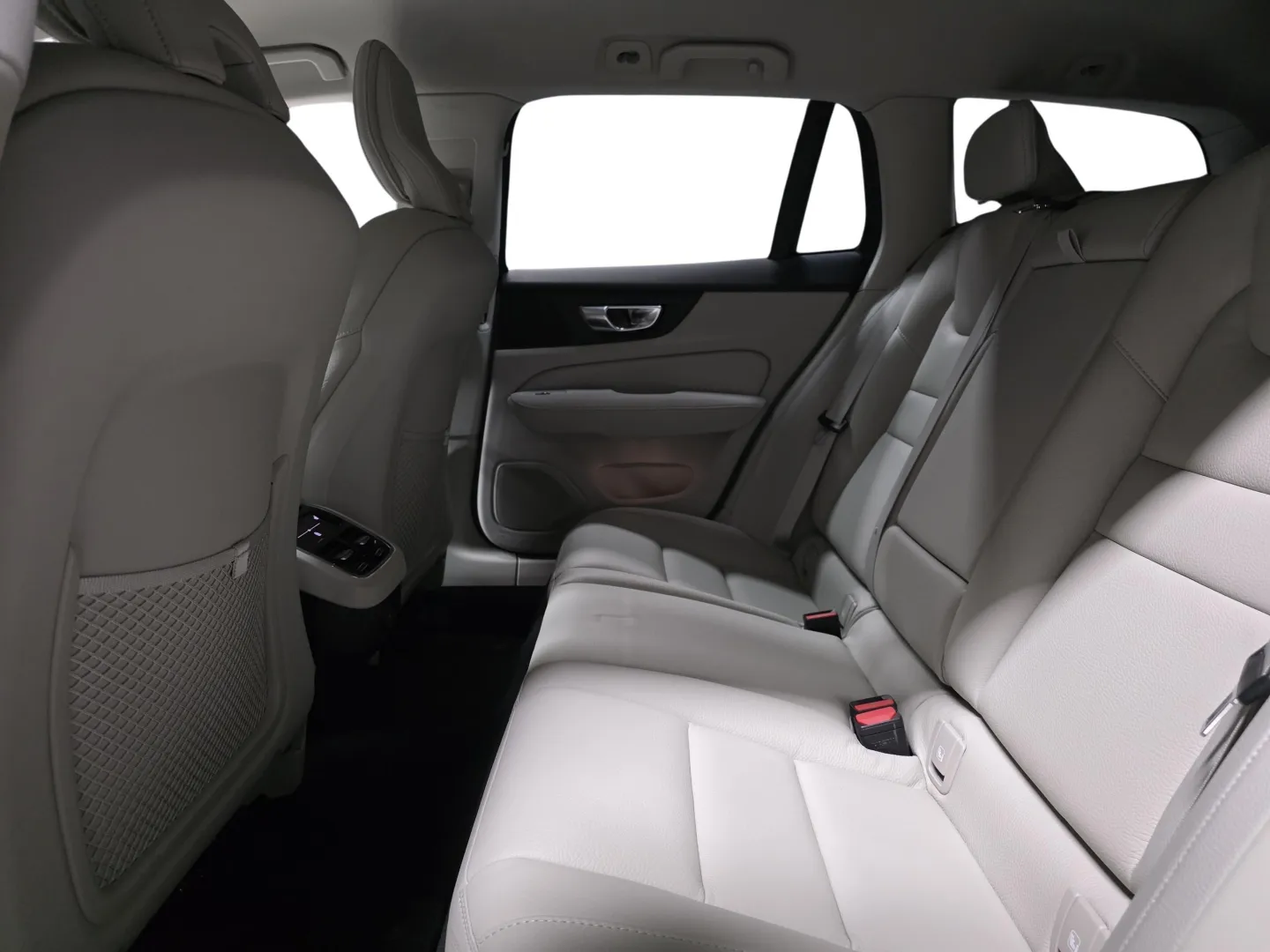 Autokuva 9 - SPB-165