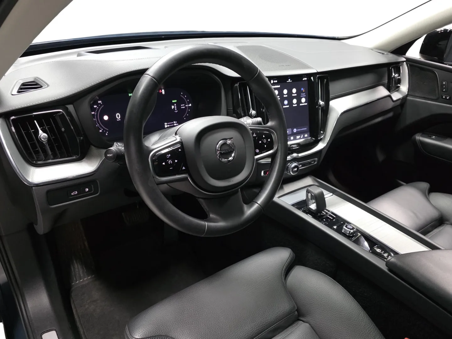 Autokuva 8 - SPB-233