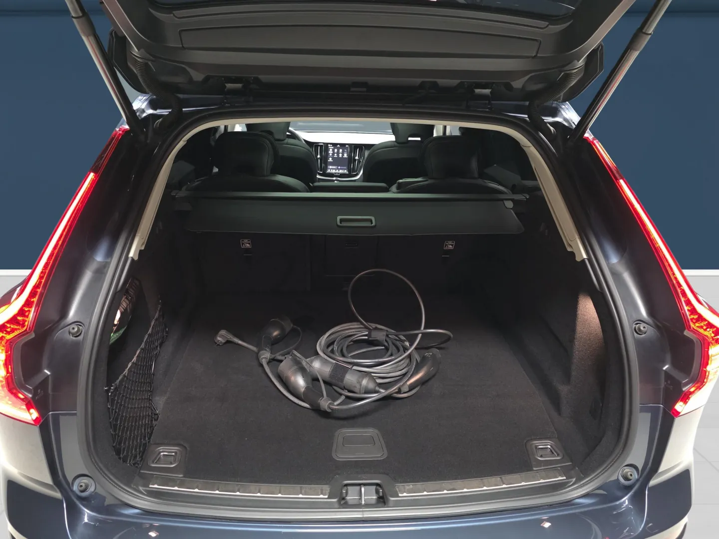 Autokuva 11 - SPB-233