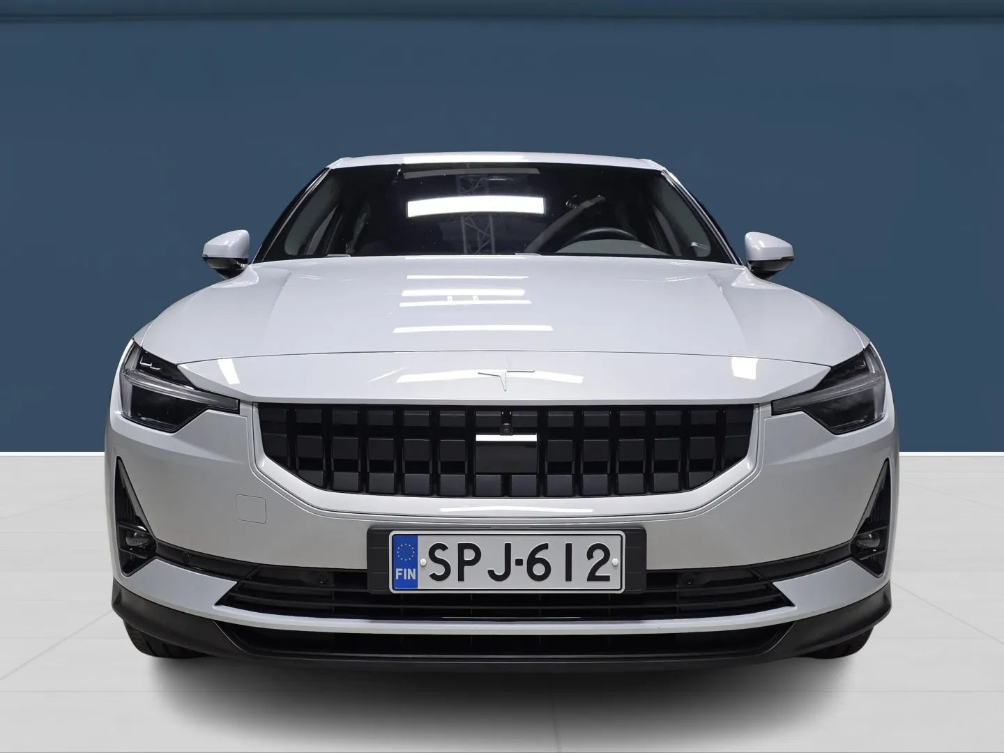 Autokuva 2 - SPJ-612