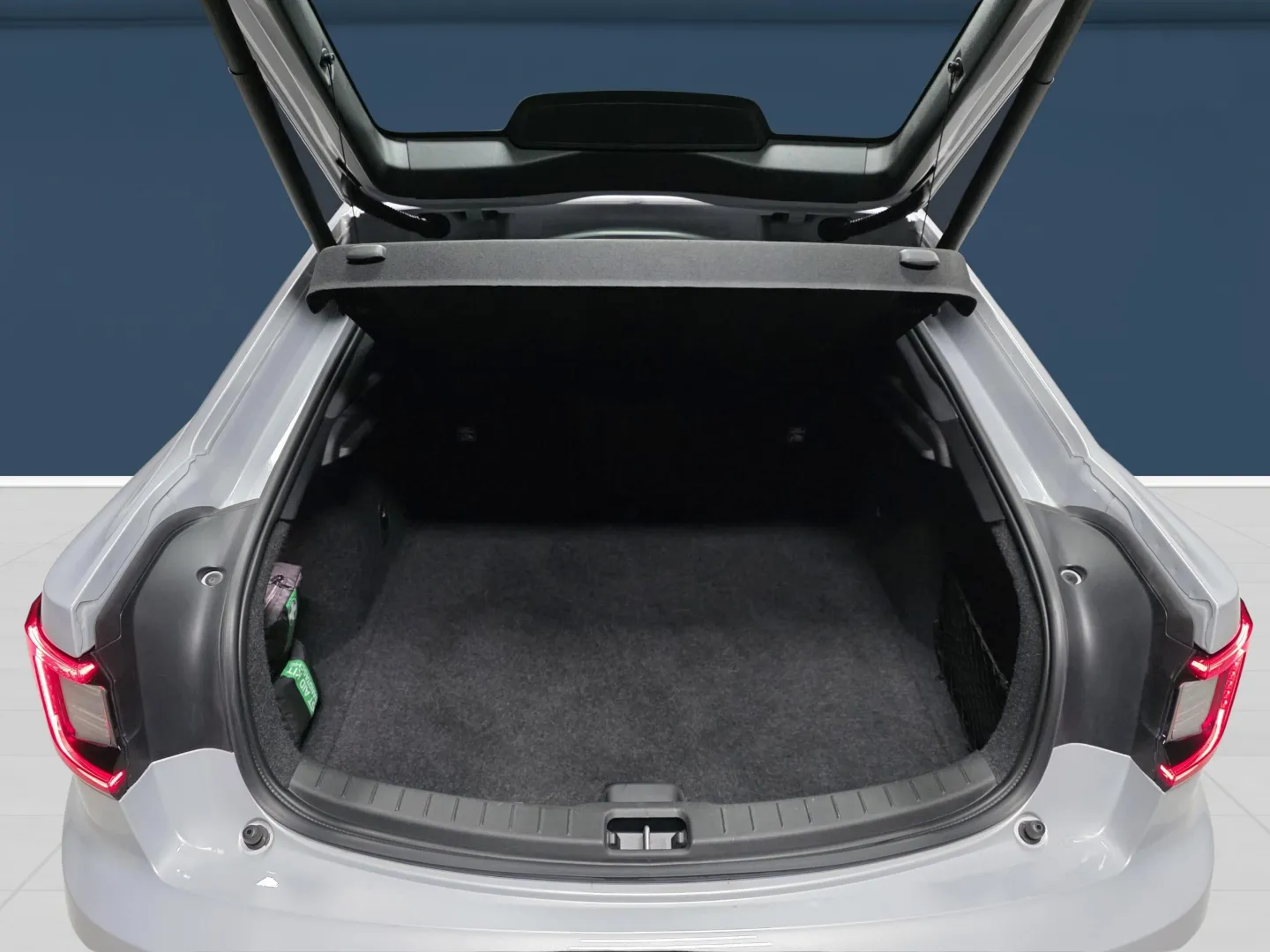 Autokuva 11 - SPJ-612