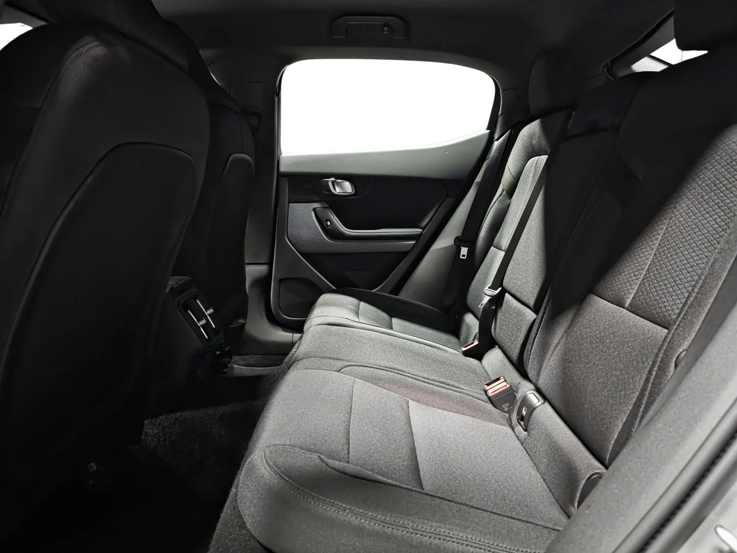 Autokuva 9 - SPJ-612