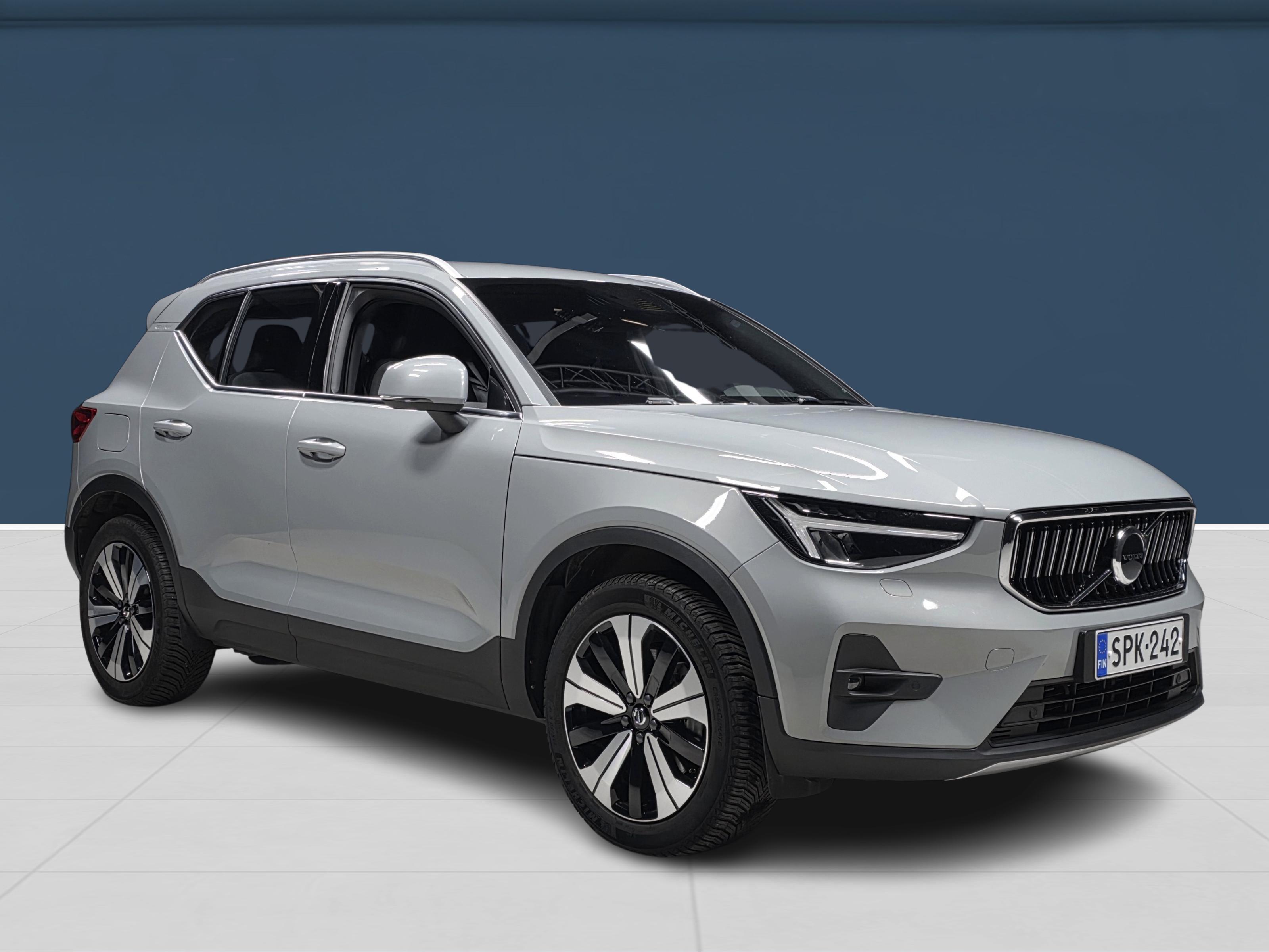 Volvo XC40 T4 TwE Plus Bright aut 2024, bild 3/17