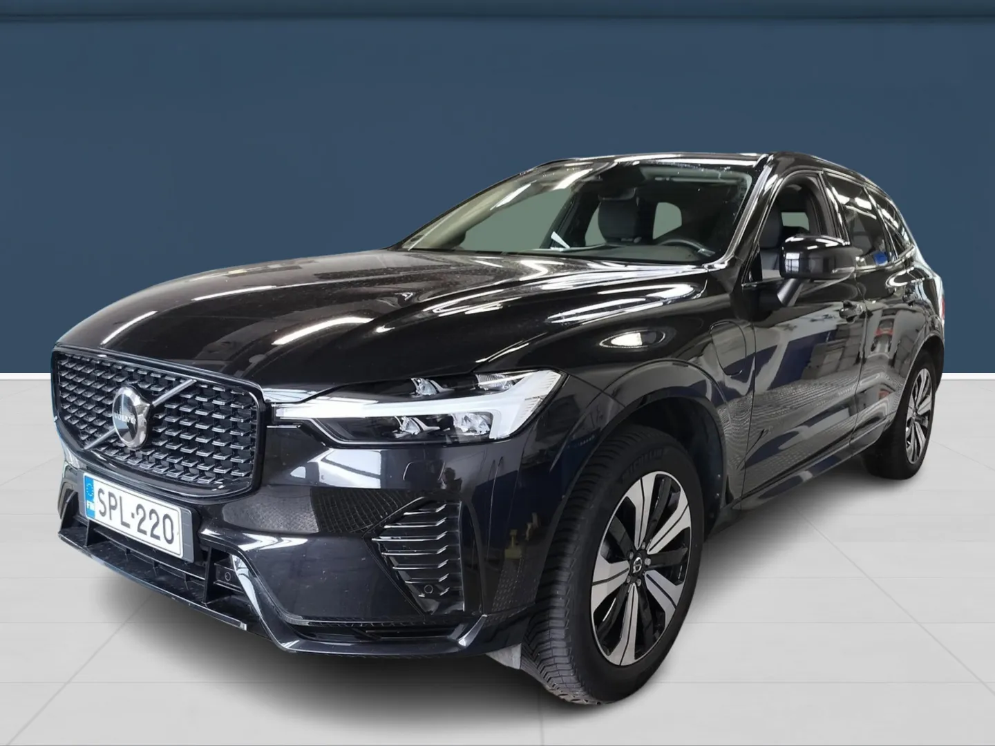 Autokuva 4 - SPL-220