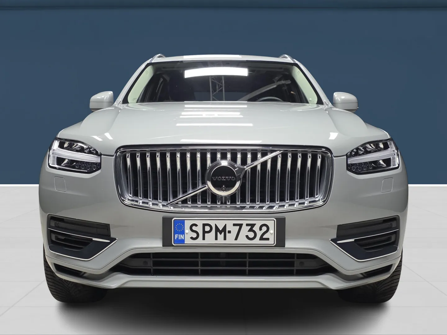 Autokuva 2 - SPM-732