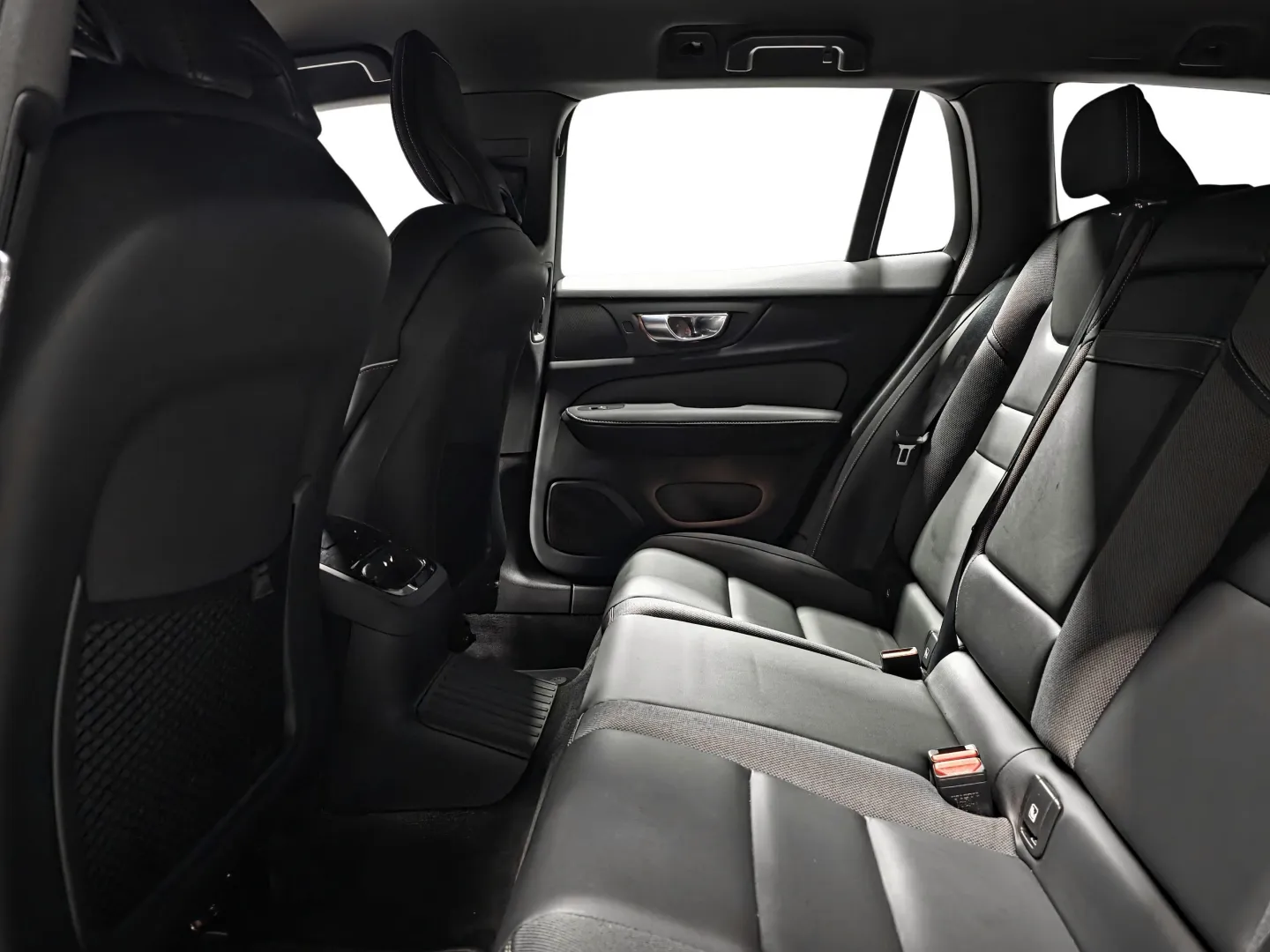 Autokuva 9 - SPS-227