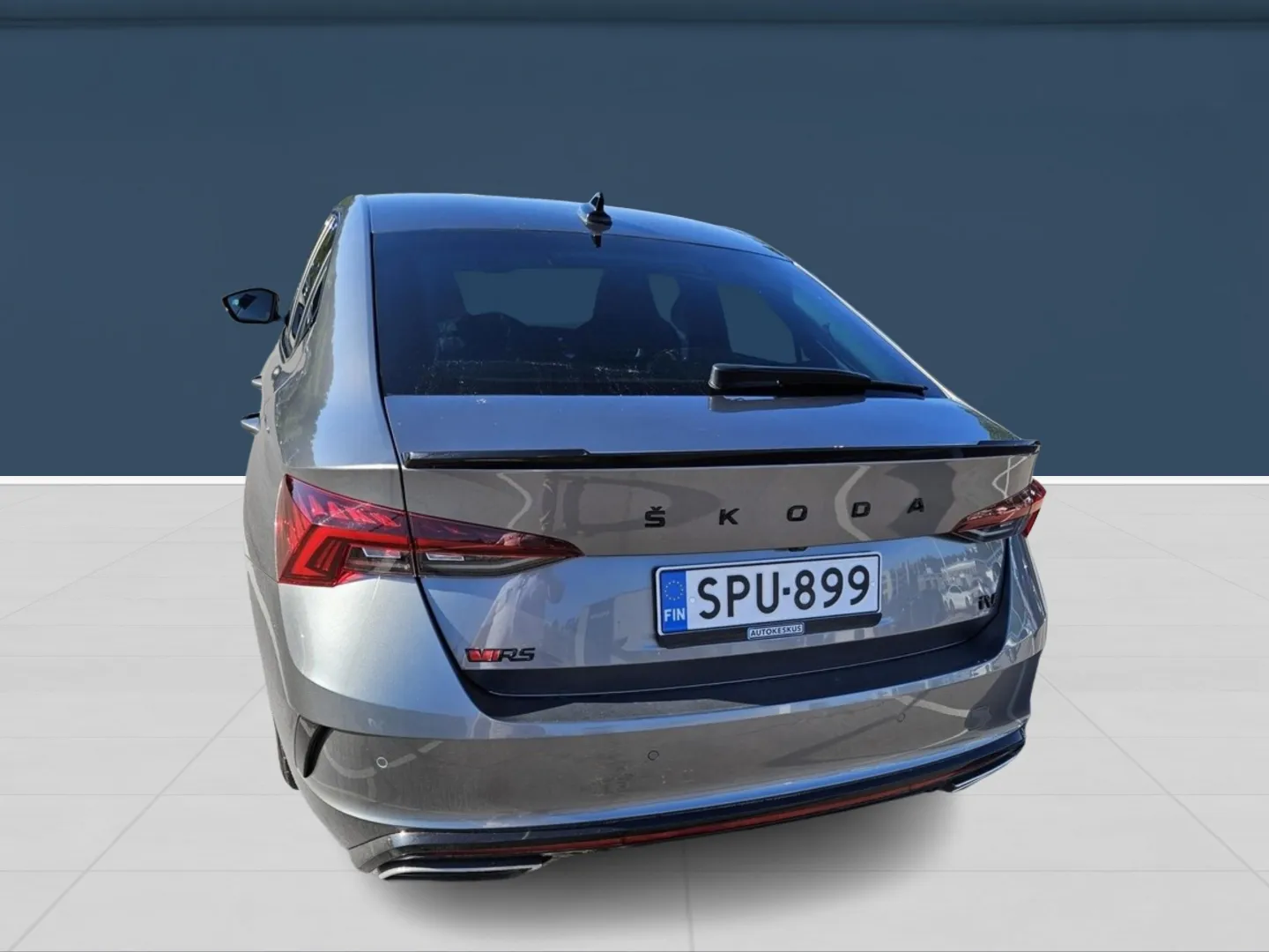 Autokuva 4 - SPU-899