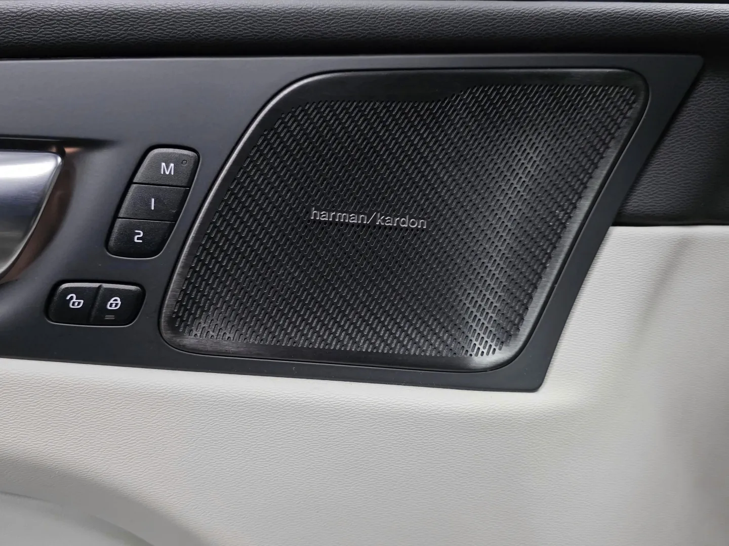 Autokuva 16 - SPV-480