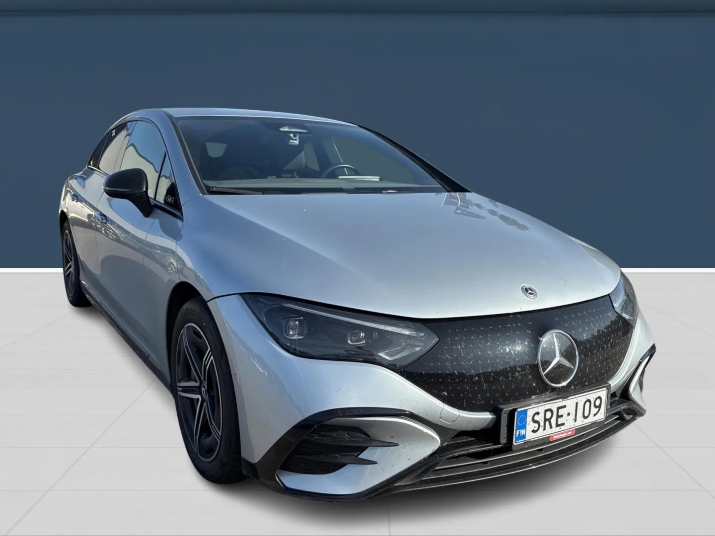 Autokuva 2 - SRE-109