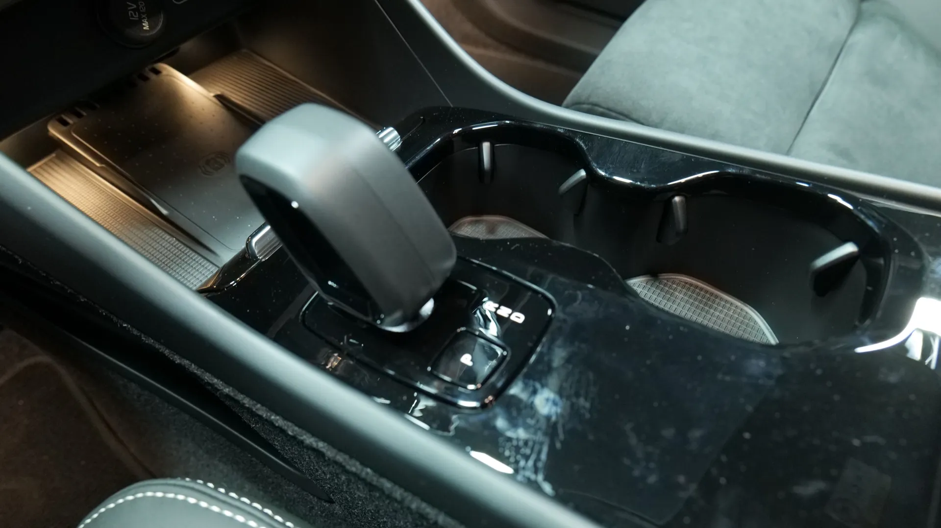 Autokuva 9 - SRH-863