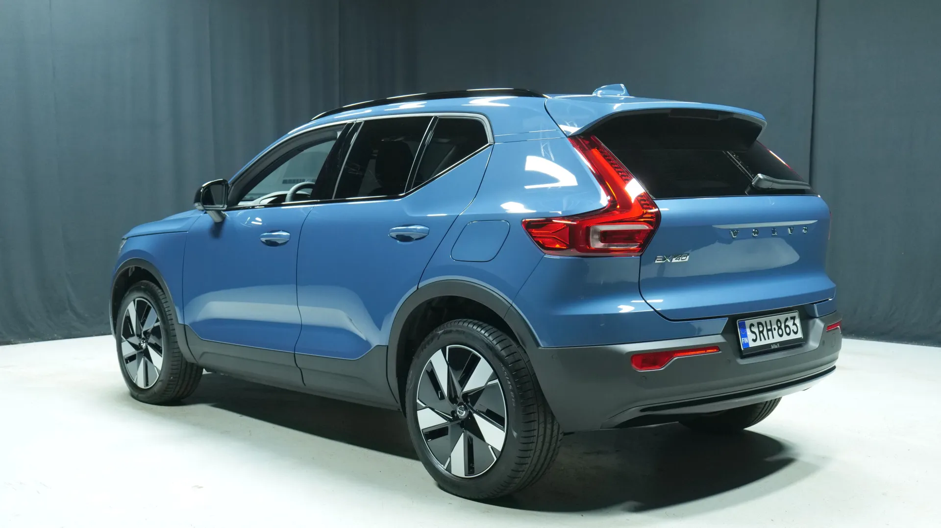 Autokuva 2 - SRH-863