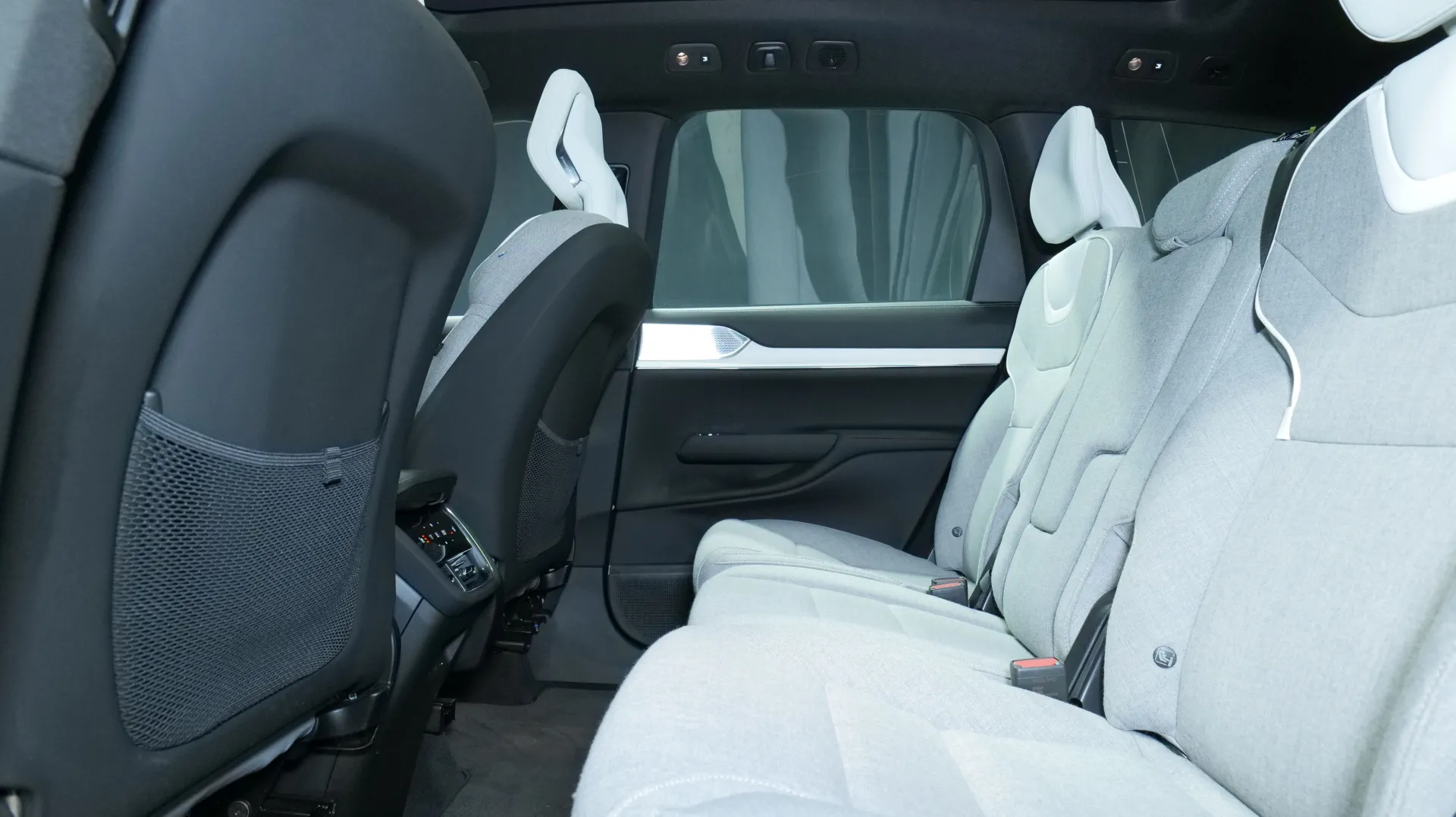 Autokuva 16 - SRJ-865