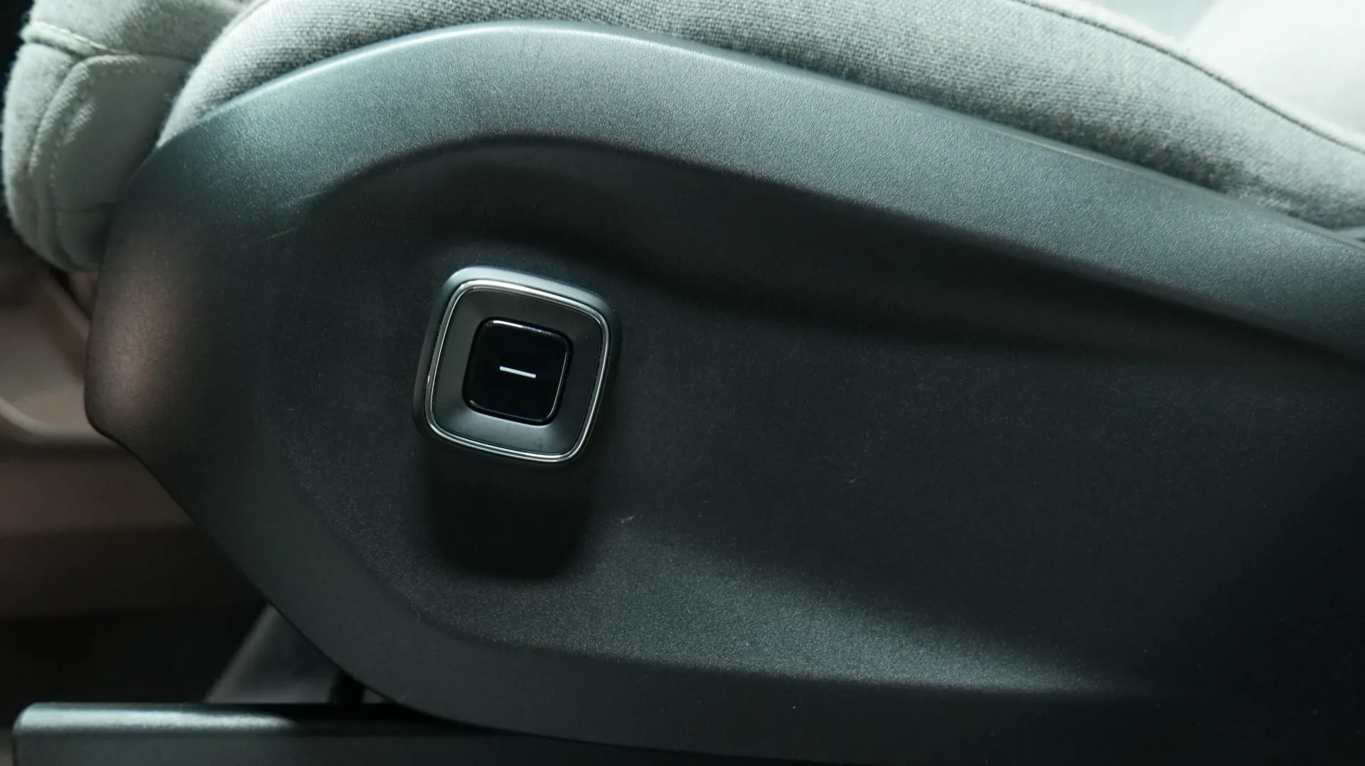 Autokuva 11 - SRJ-865