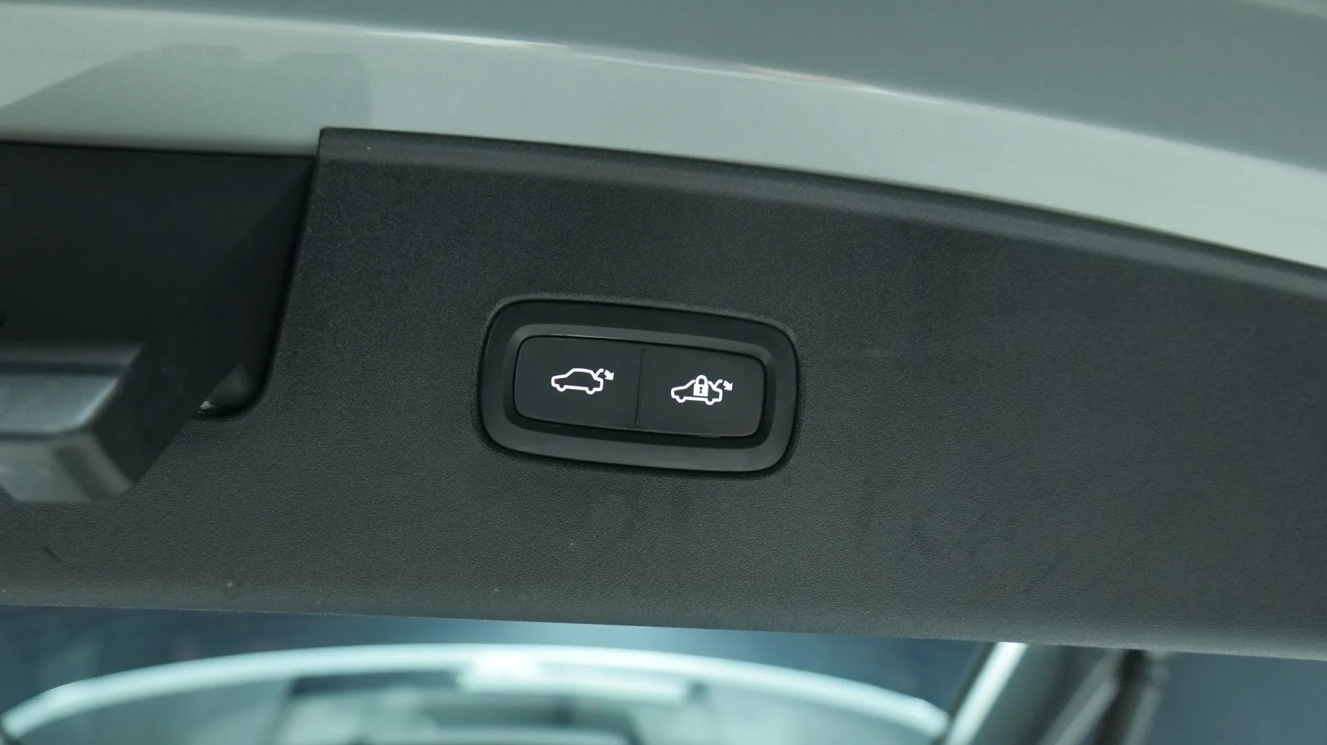 Autokuva 26 - SRJ-865