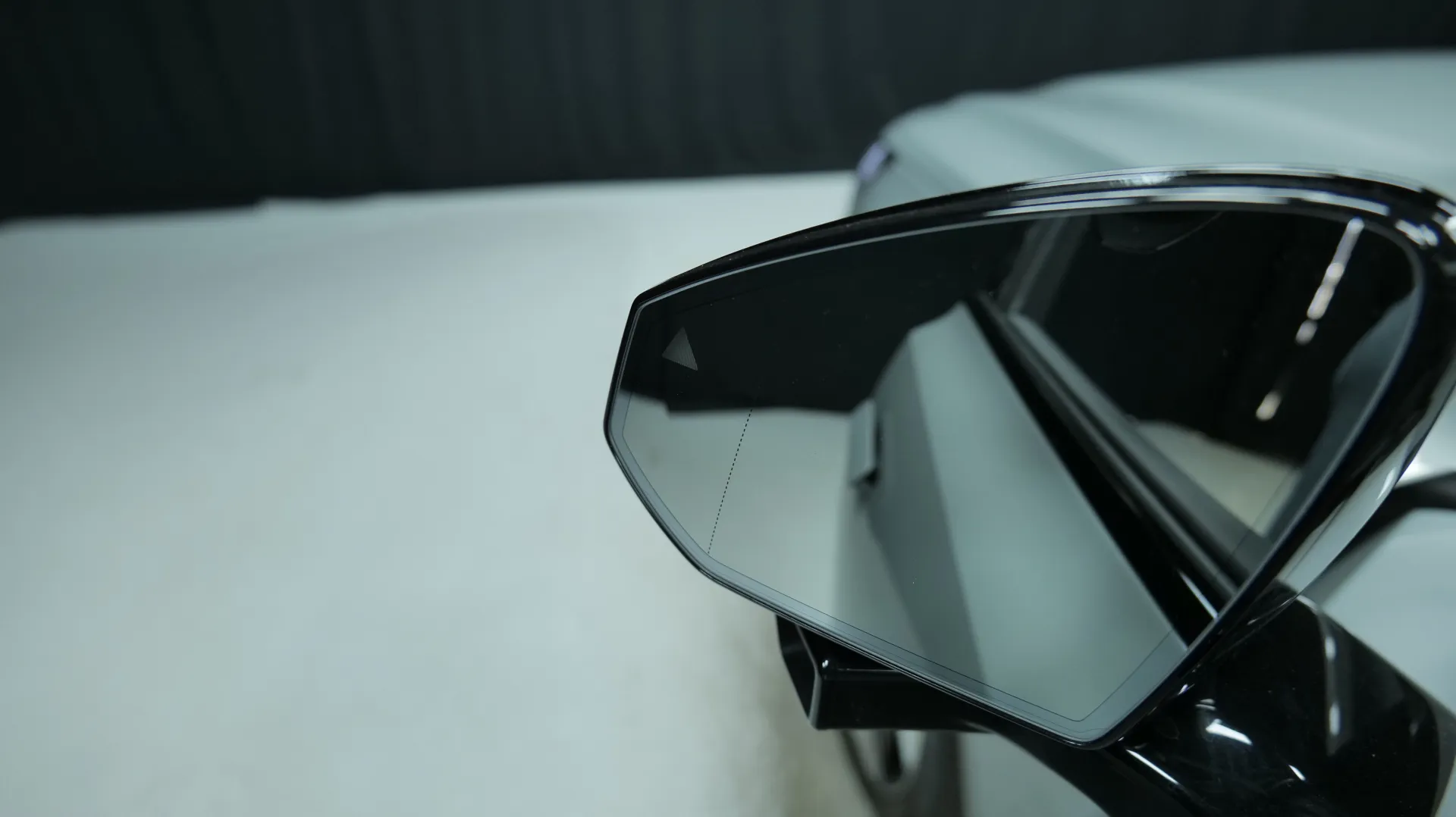 Autokuva 16 - SRJ-867