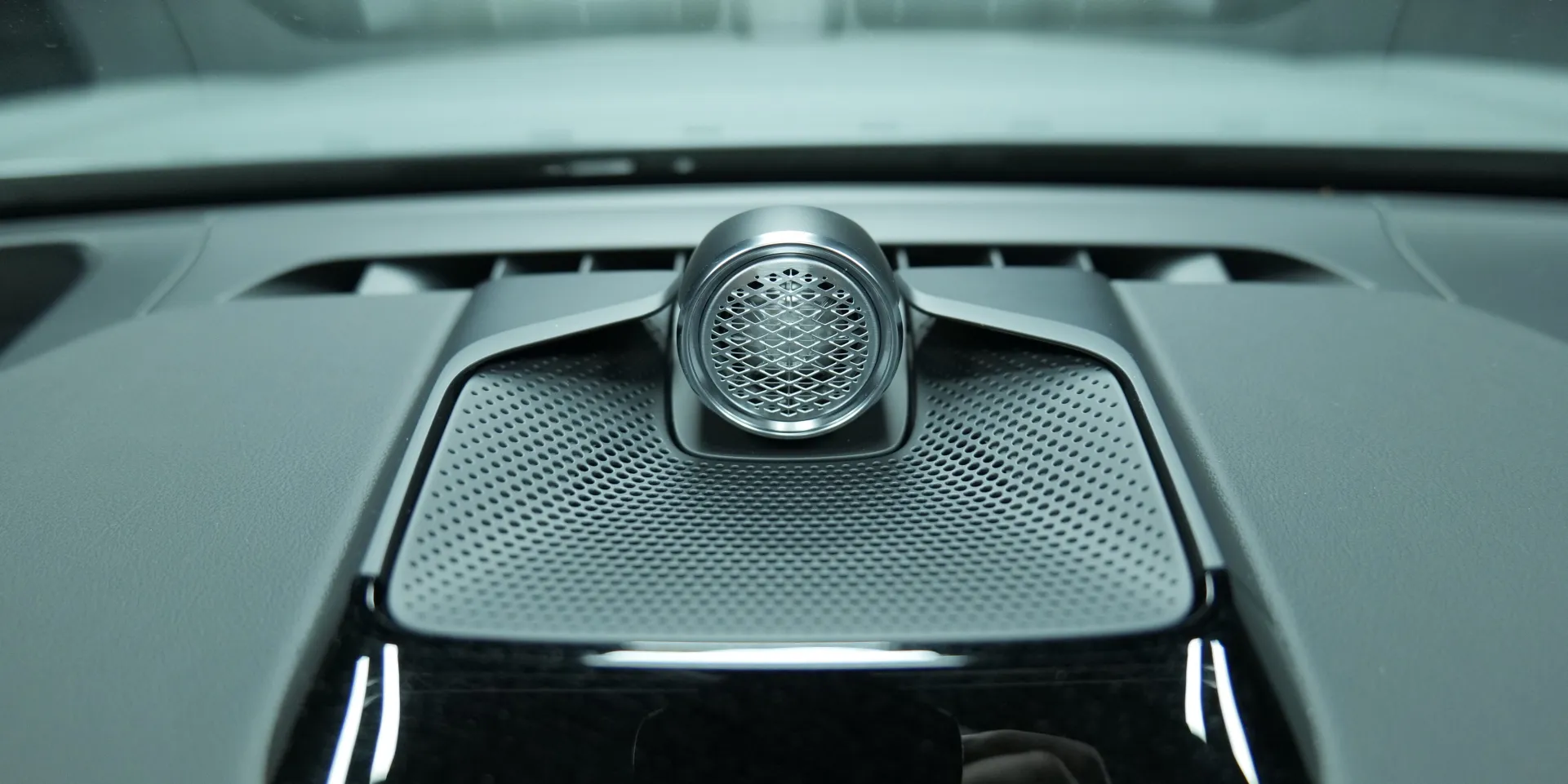 Autokuva 14 - SRJ-867