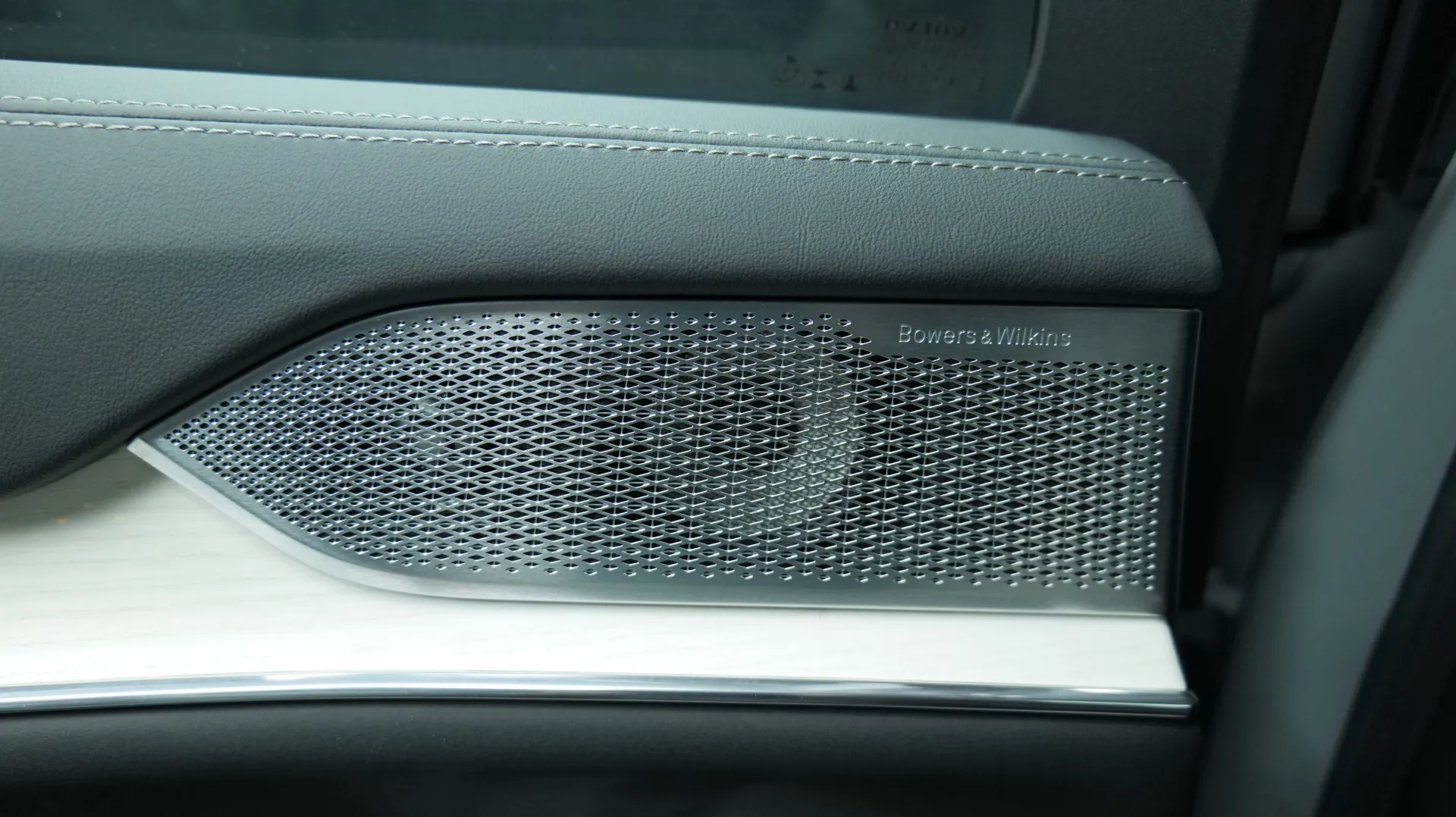 Autokuva 23 - SRJ-867