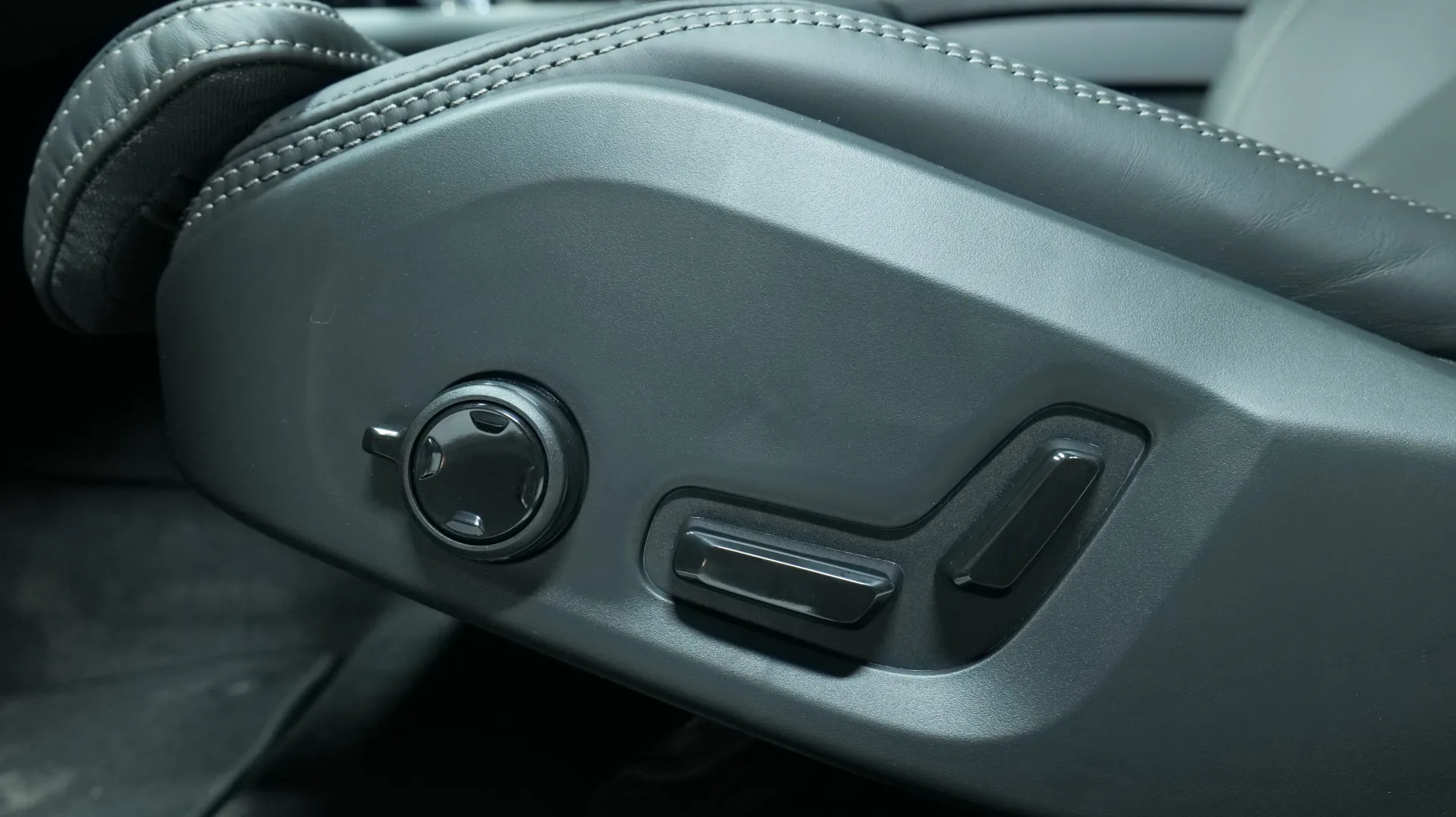 Autokuva 11 - SRK-206