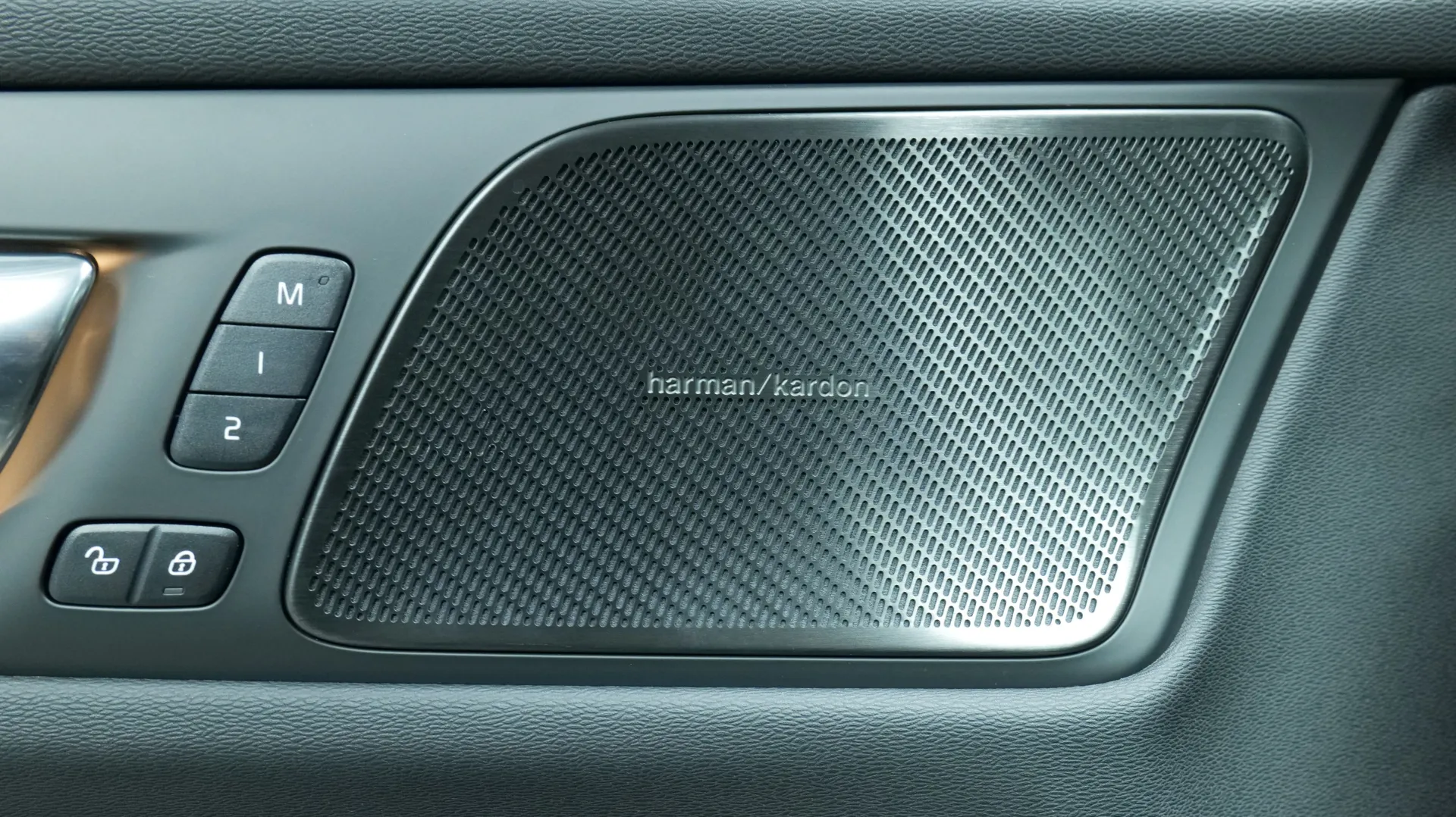 Autokuva 10 - SRK-206