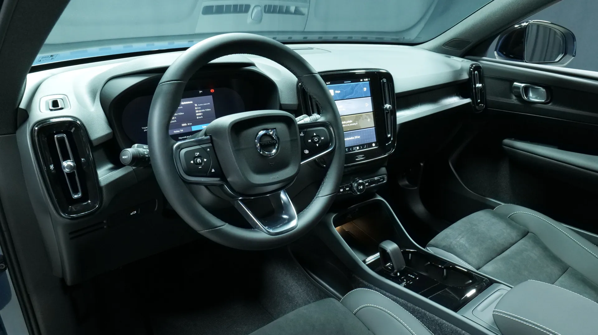 Autokuva 11 - SRK-593