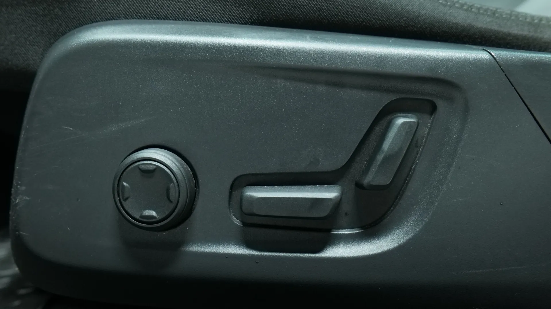 Autokuva 10 - SRK-847