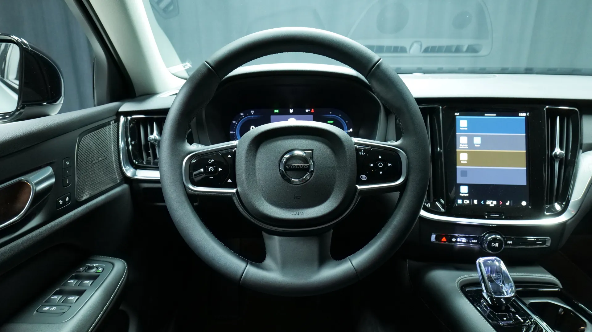 Autokuva 15 - SRL-345