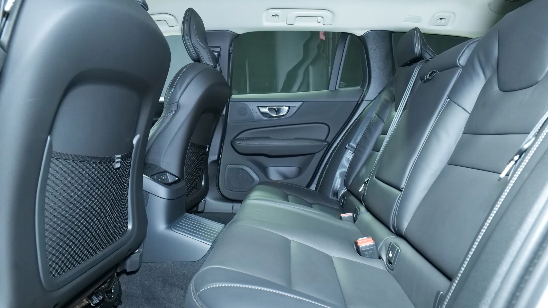 Autokuva 16 - SRL-345