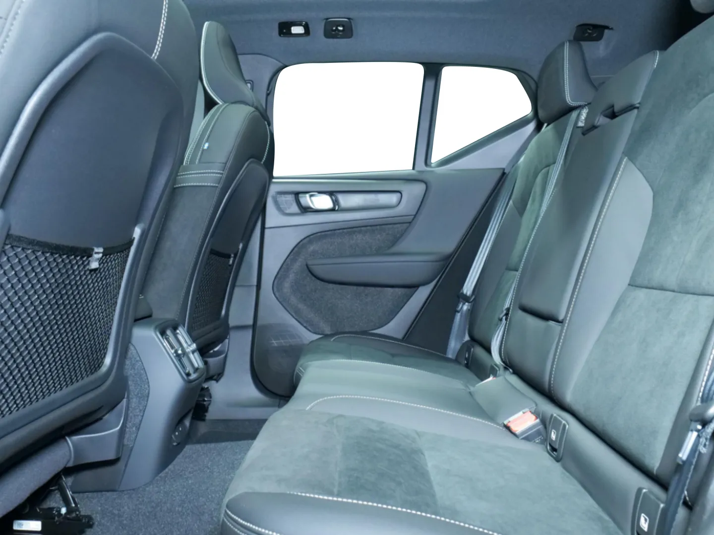 Autokuva 9 - SRR-408