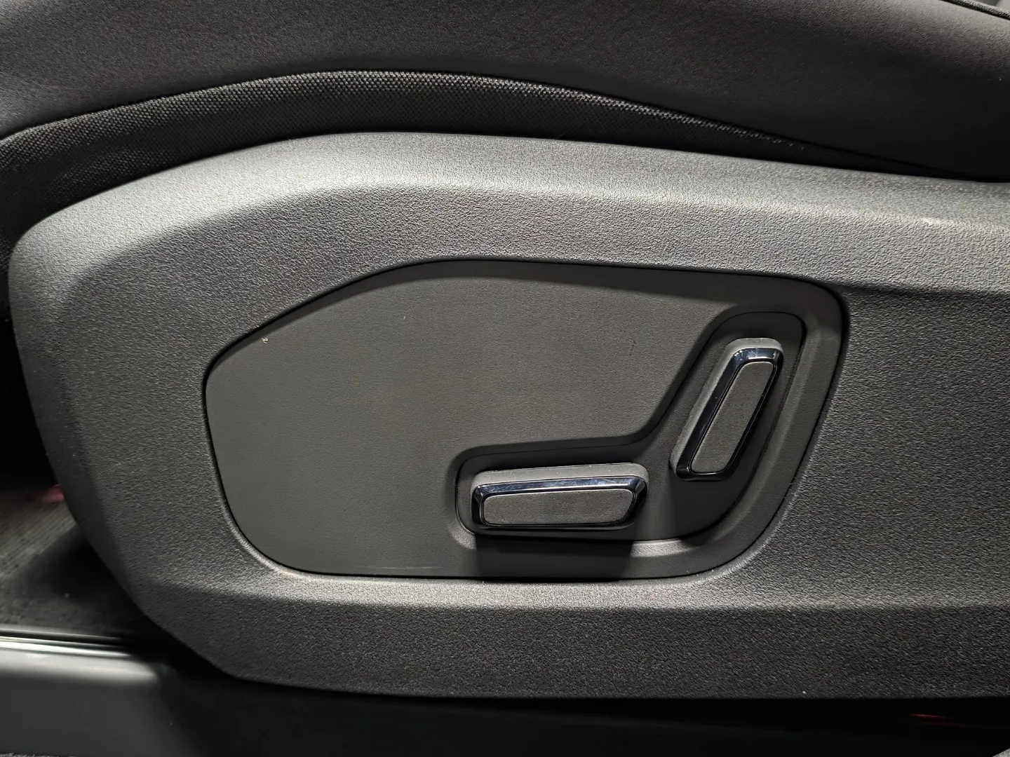 Autokuva 15 - SRR-420