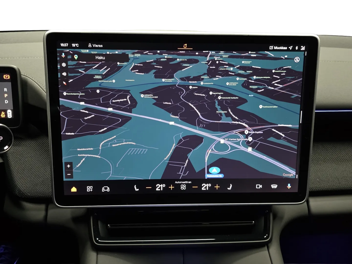 Autokuva 12 - SRR-423