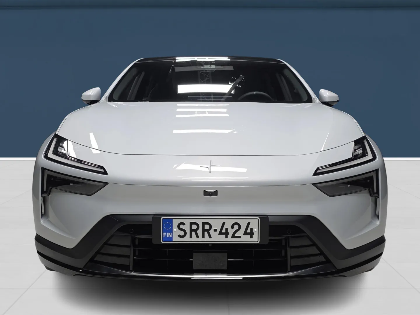 Autokuva 2 - SRR-424