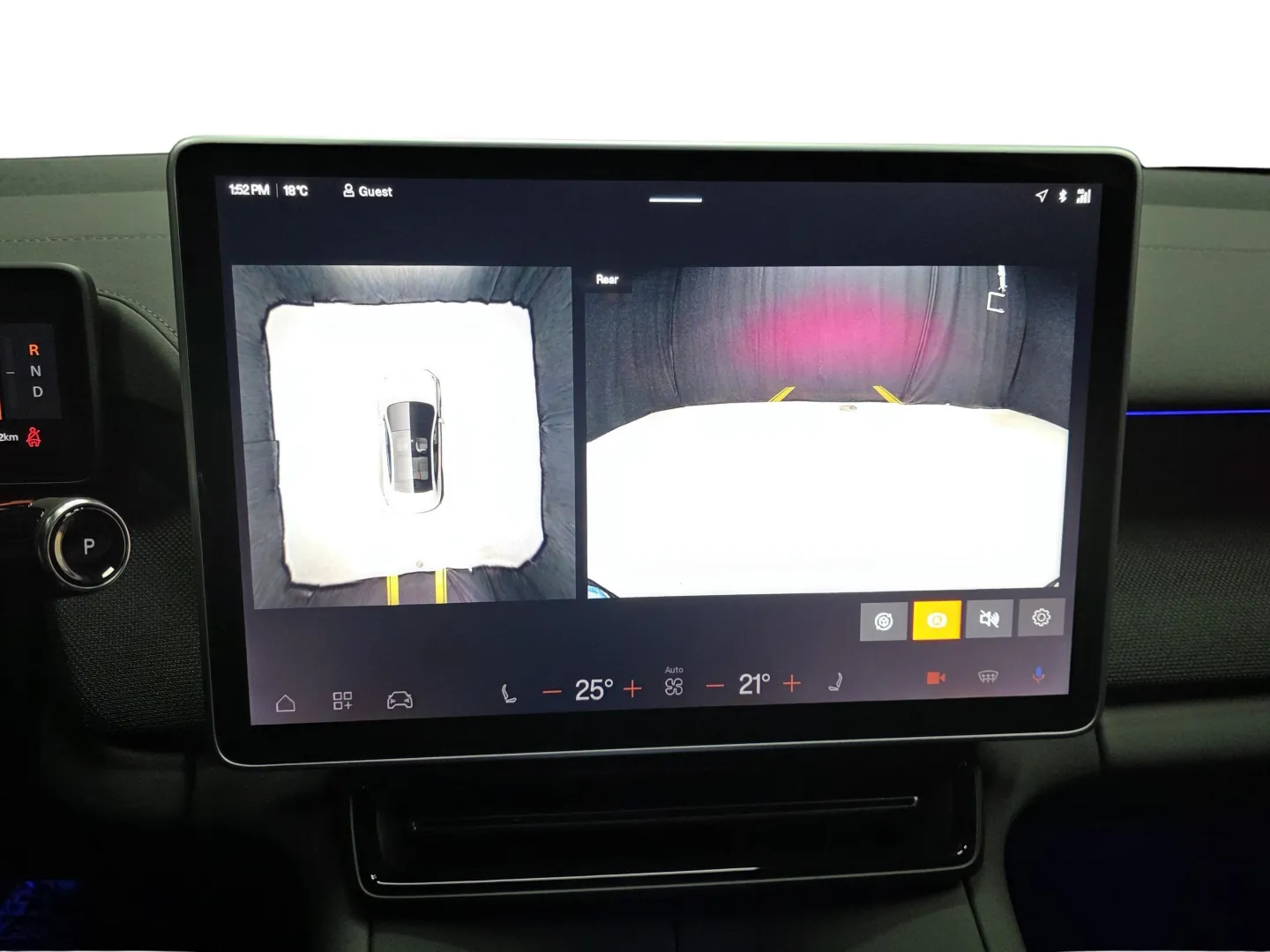 Autokuva 13 - SRR-424