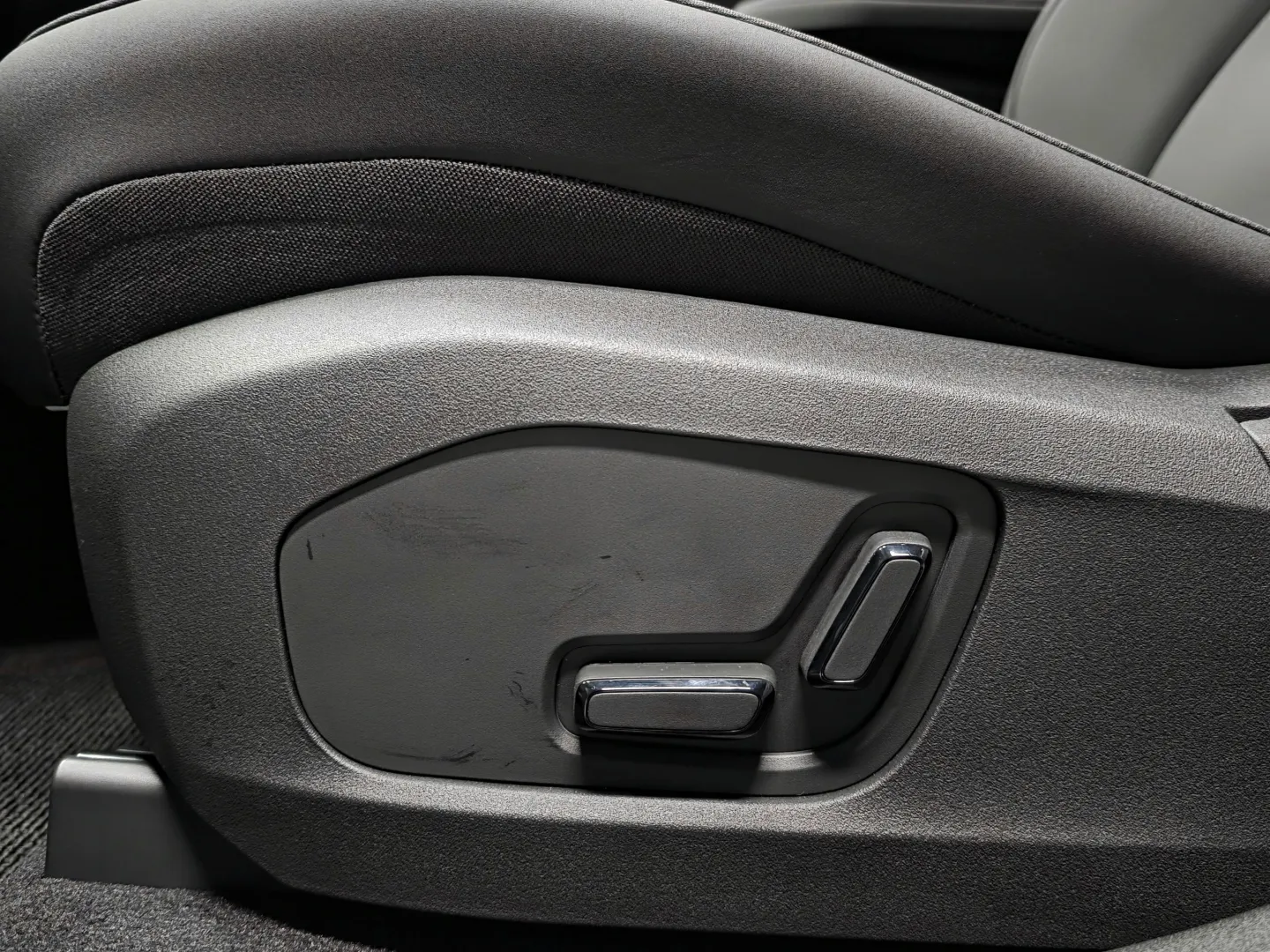 Autokuva 15 - SRR-440