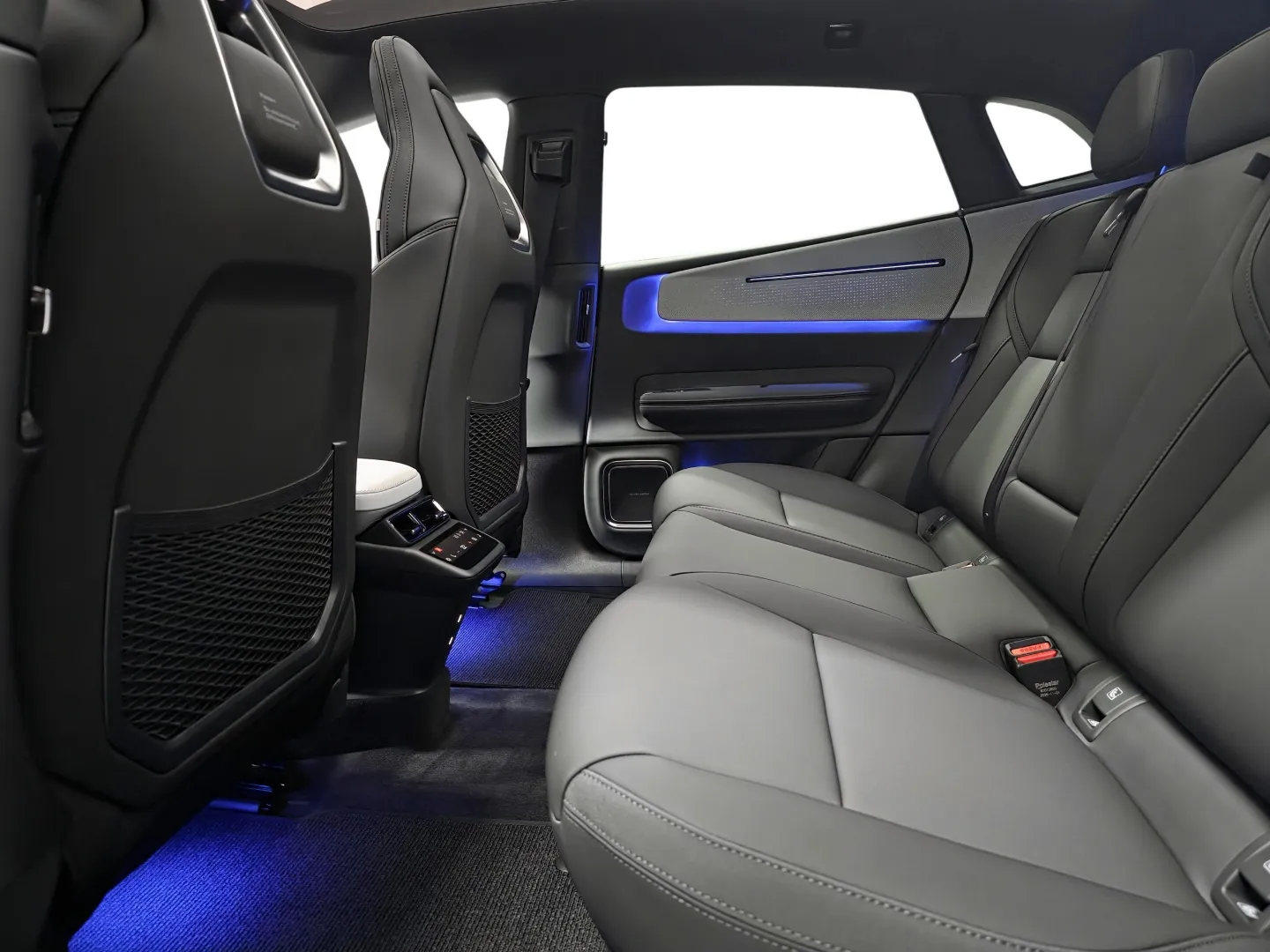 Autokuva 9 - SRU-476