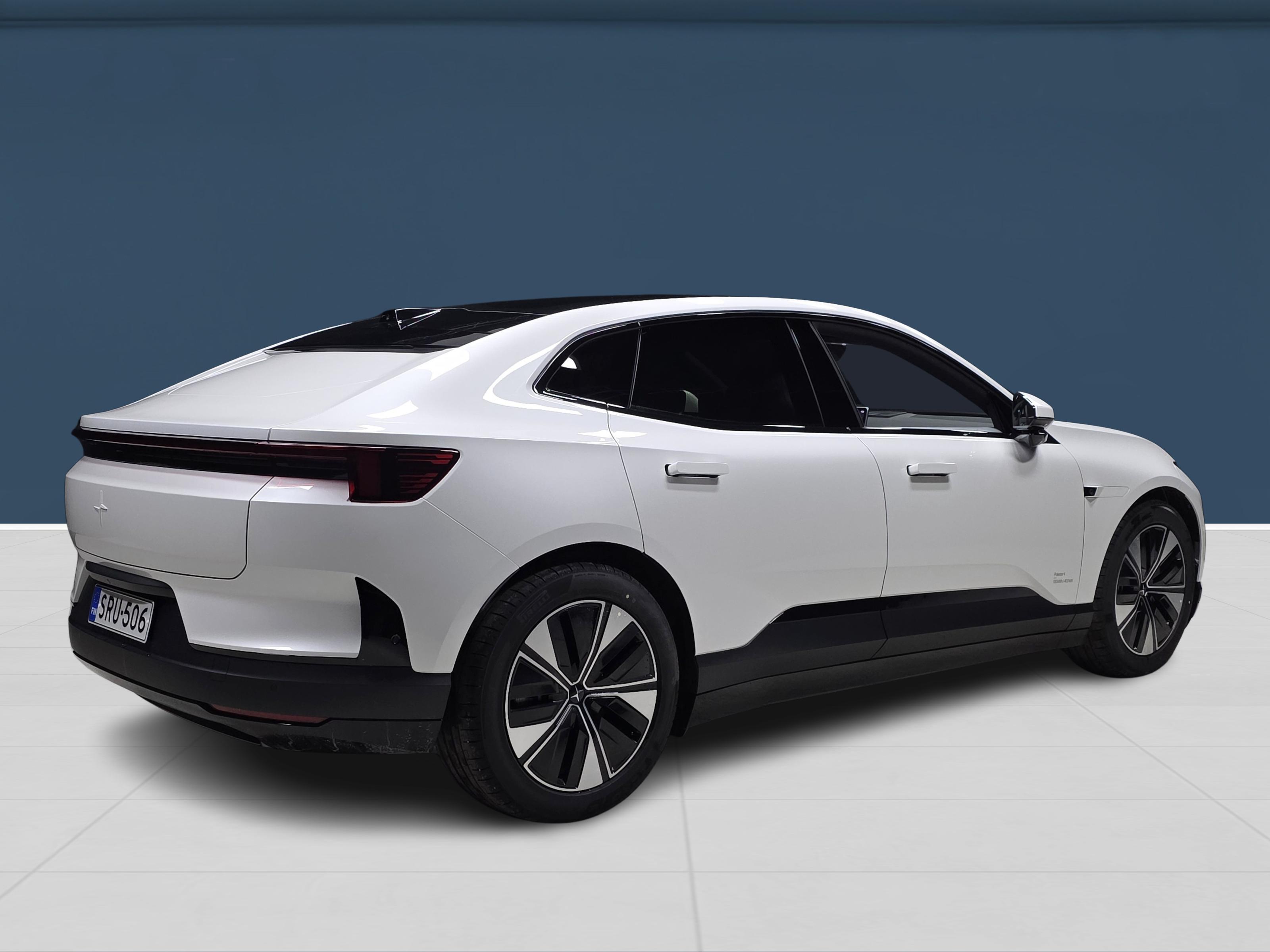Polestar 4 Long Range Dual motor Plus 2026, kuva 4/17