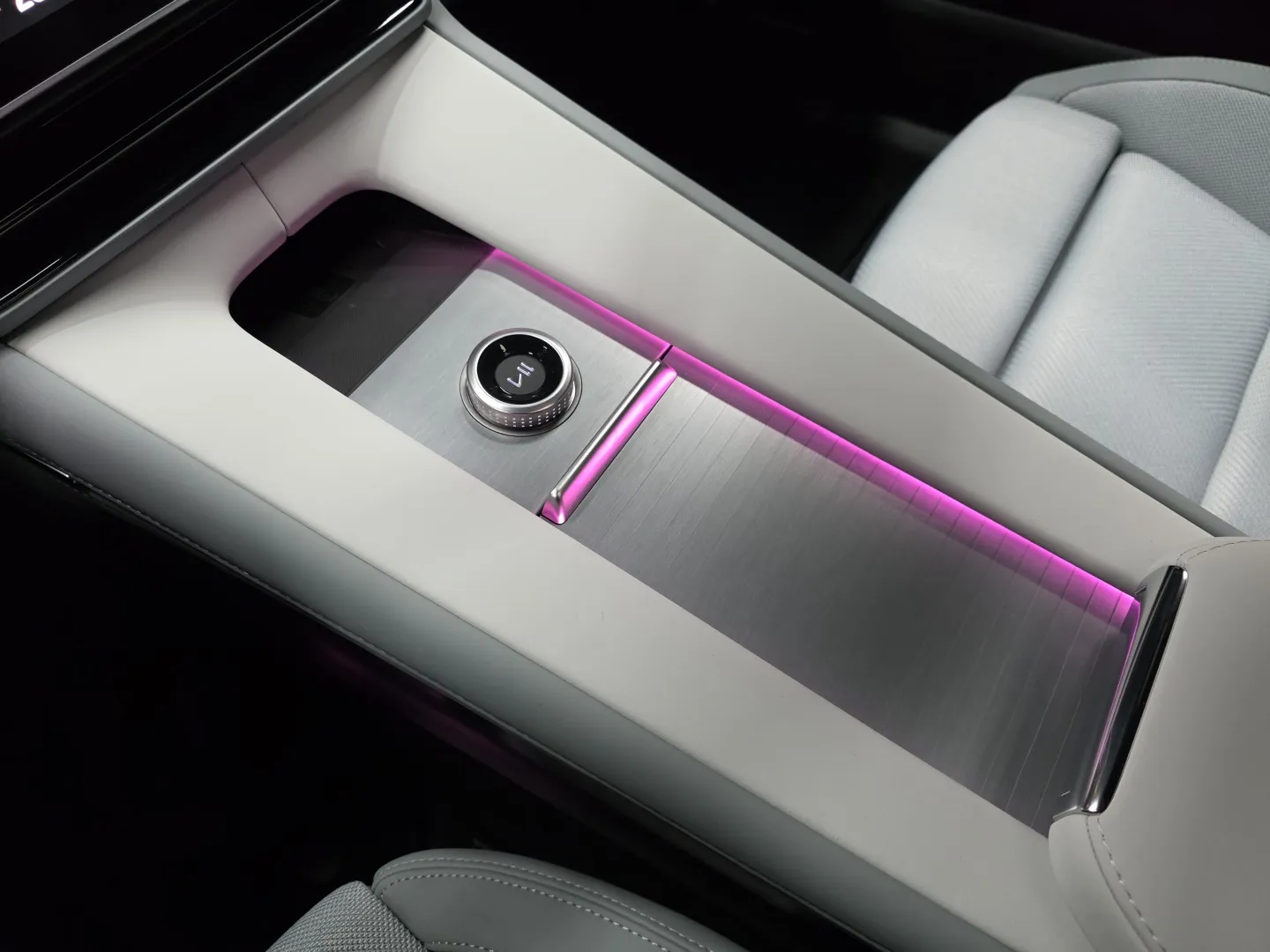 Autokuva 14 - SRU-514