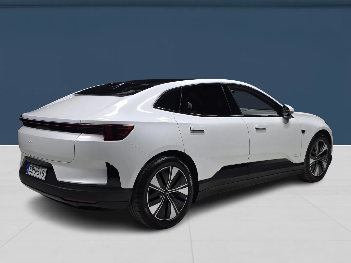 Autokuva 4 - SRU-519