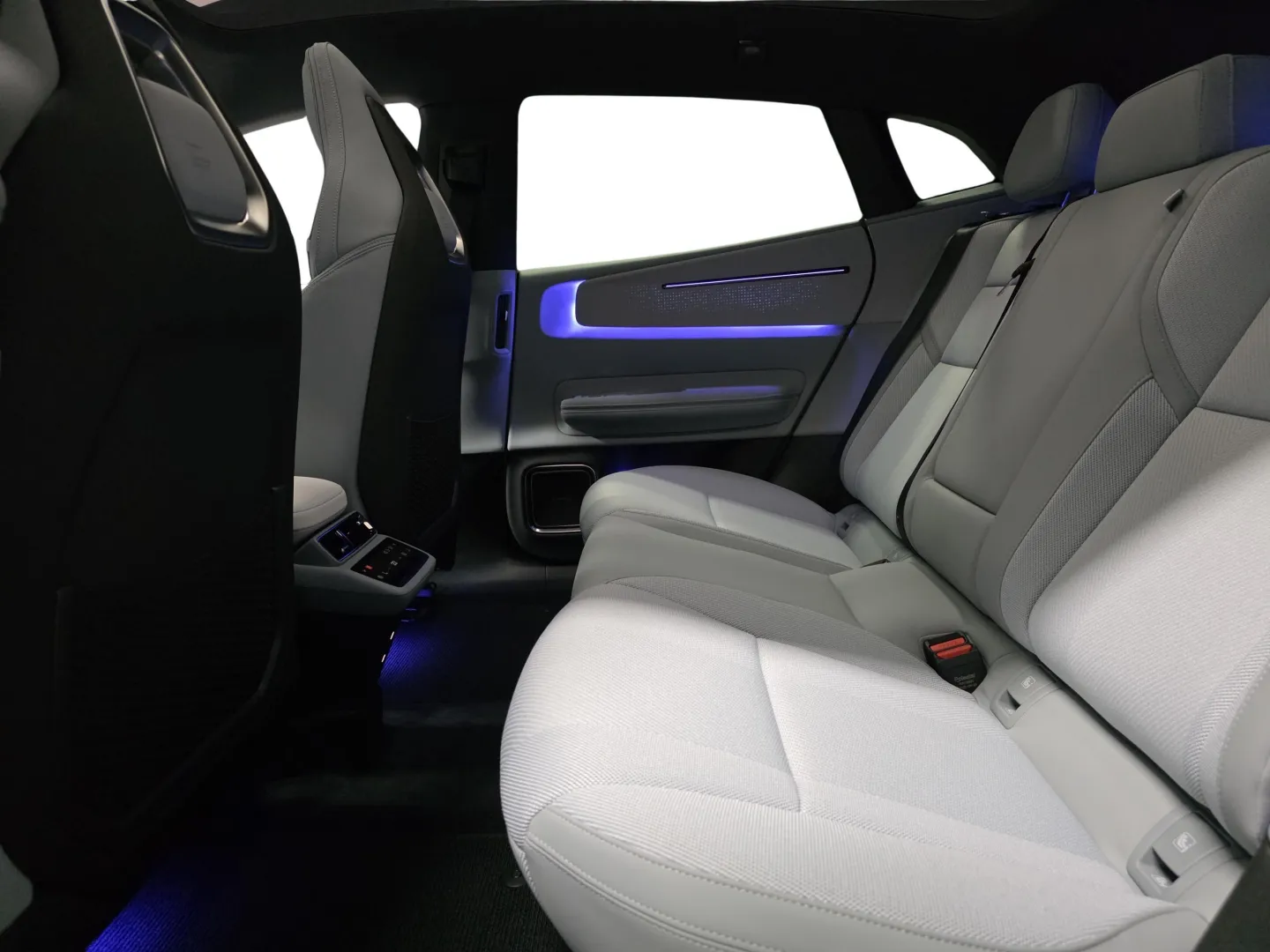 Autokuva 9 - SRU-519