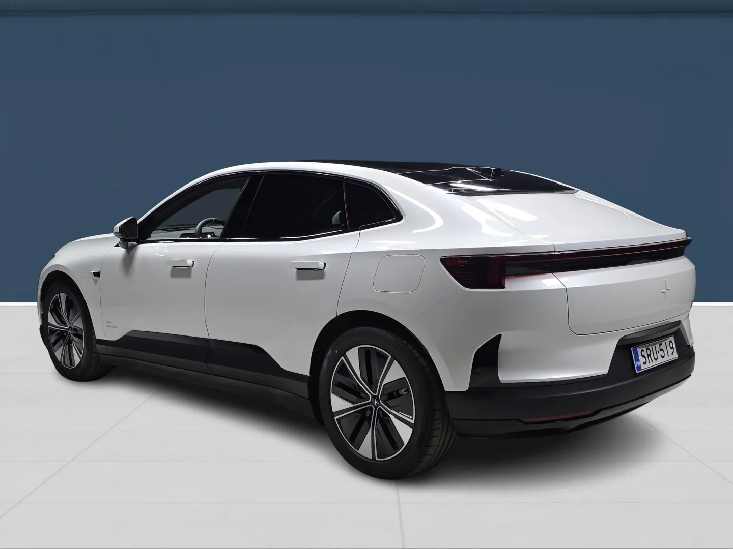 Autokuva 6 - SRU-519