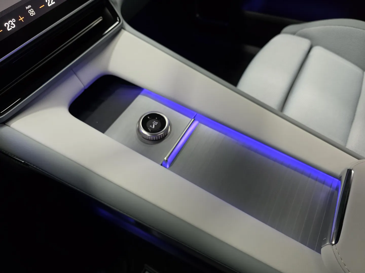 Autokuva 14 - SRU-519