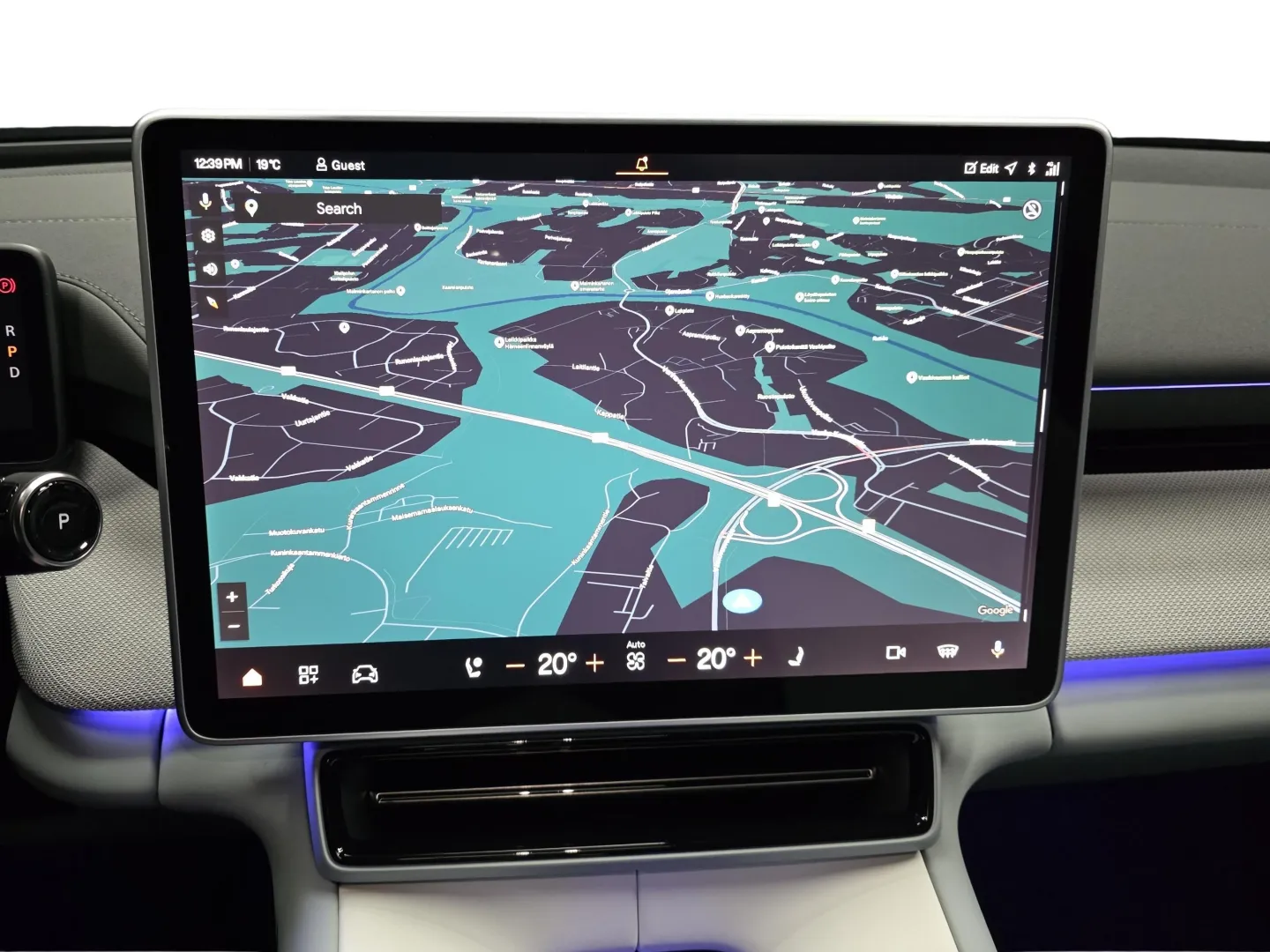 Autokuva 12 - SRU-526