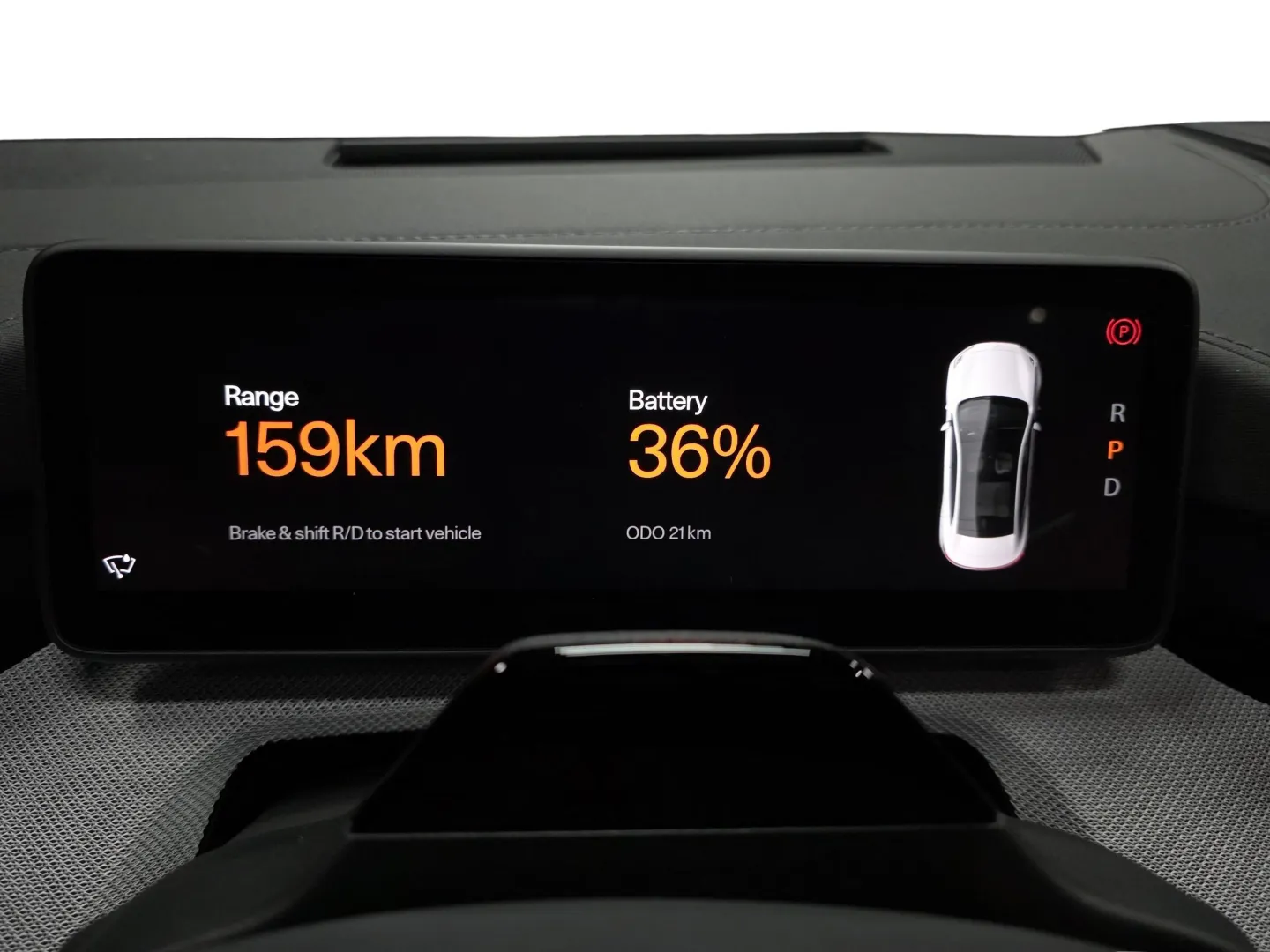 Autokuva 7 - SRU-526