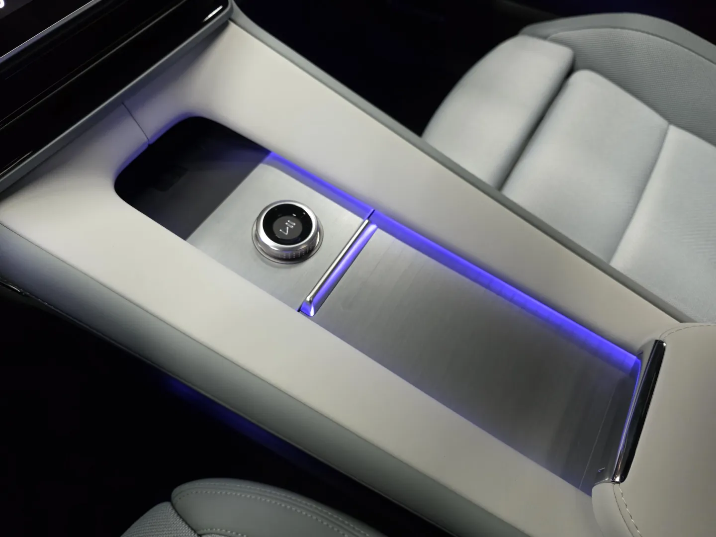 Autokuva 14 - SRU-526