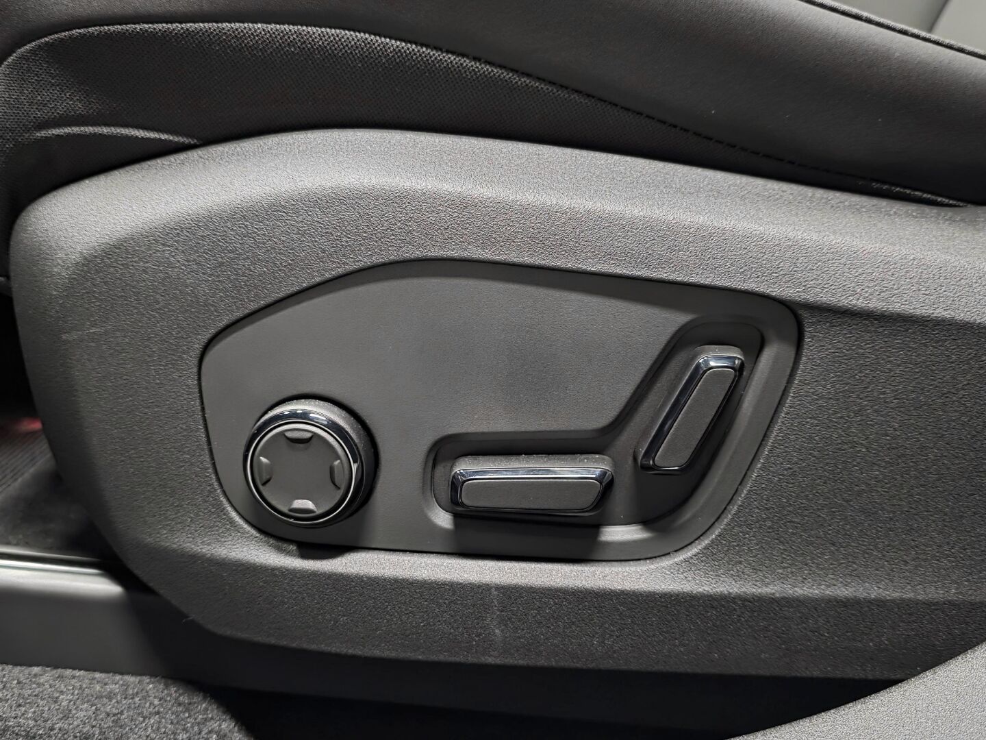 Autokuva 15 - SRU-545