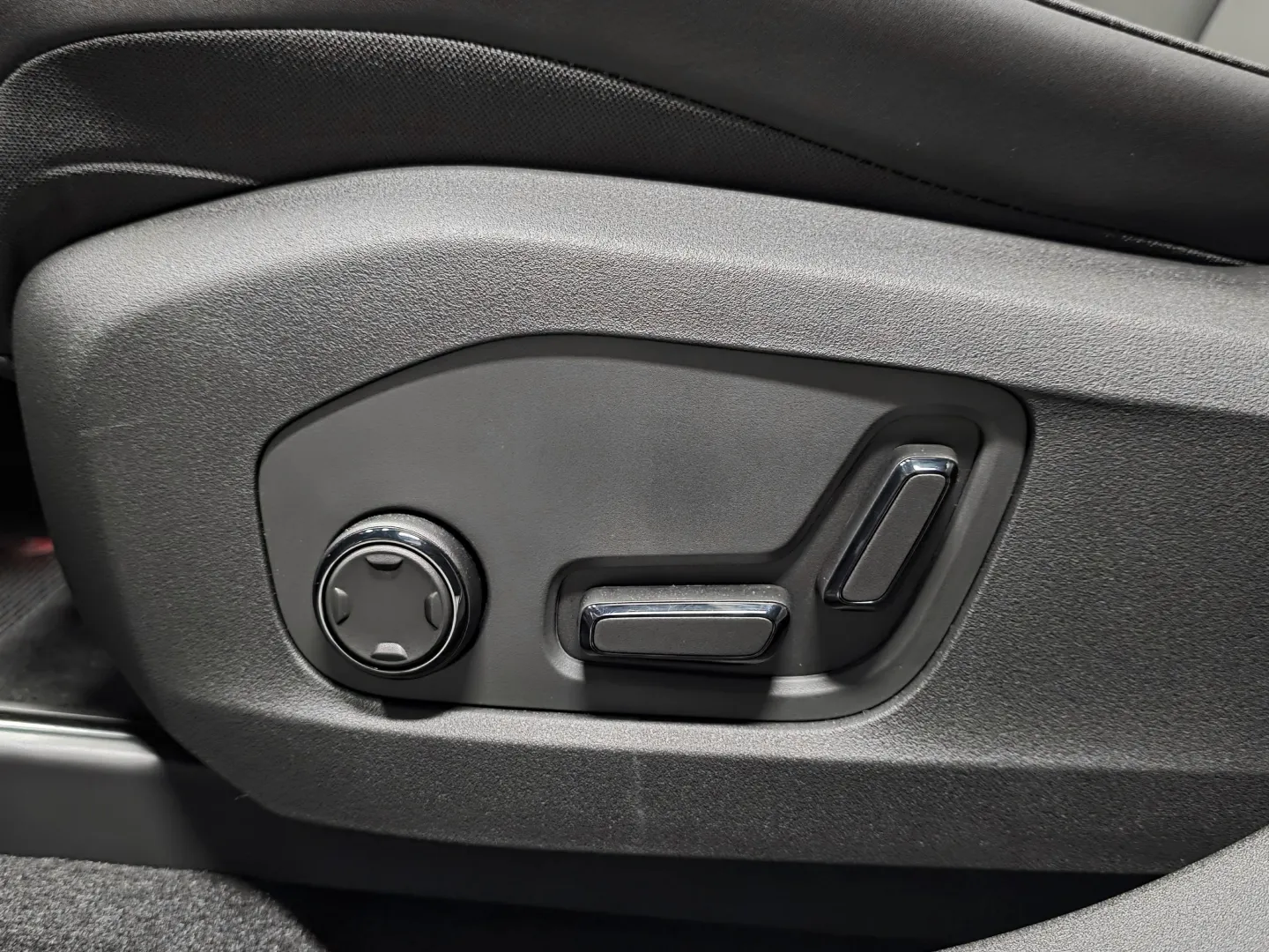 Autokuva 15 - SRU-545